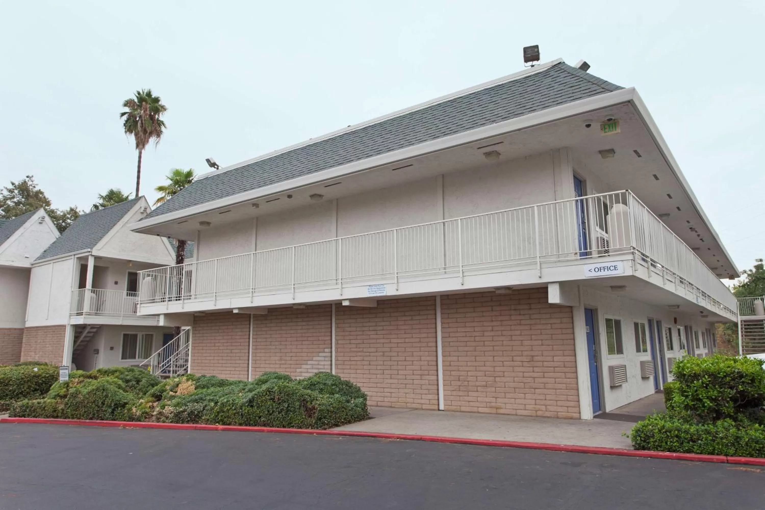 Property building in Motel 6-Sacramento, CA - Central
