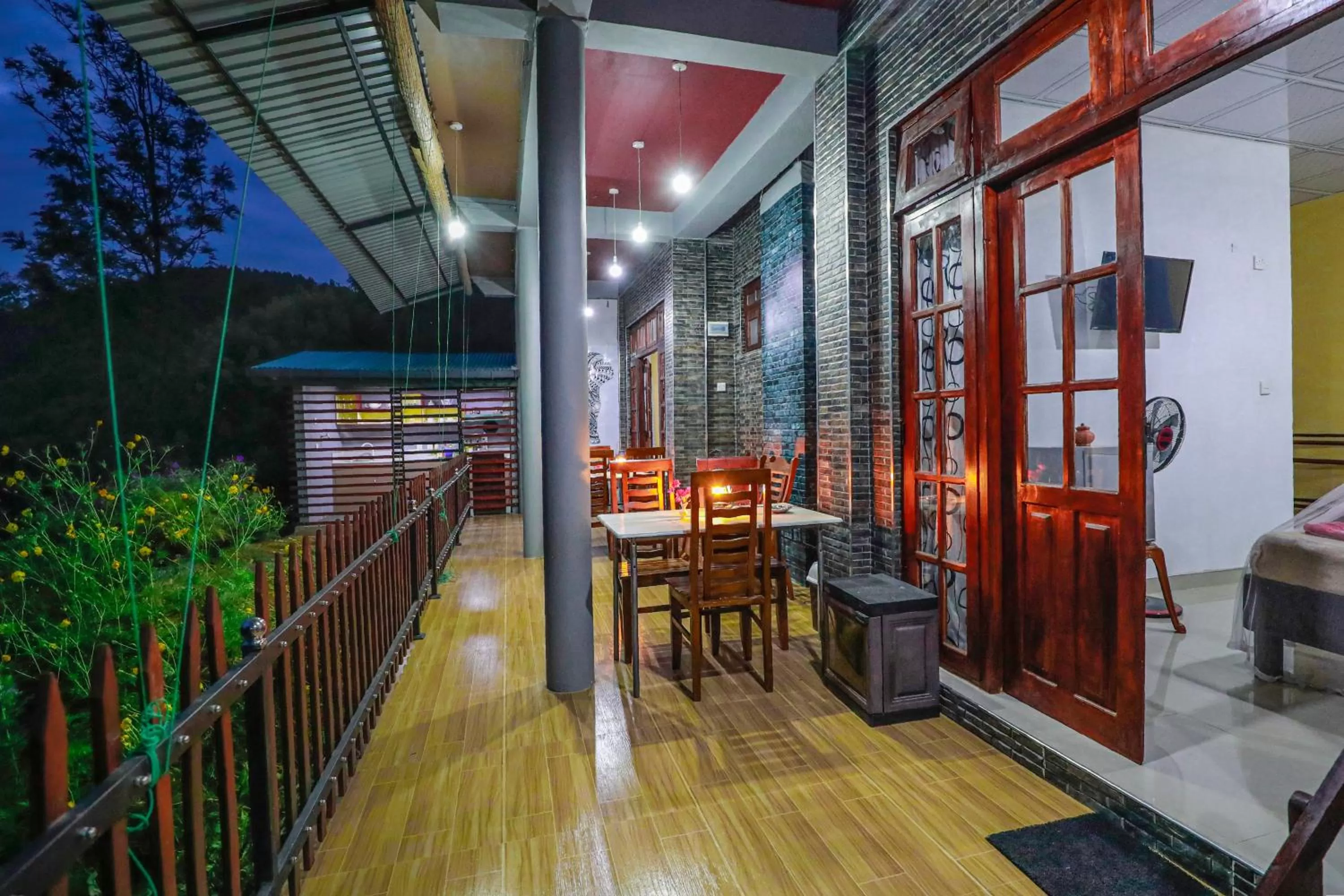 Balcony/Terrace in Zircon Ella