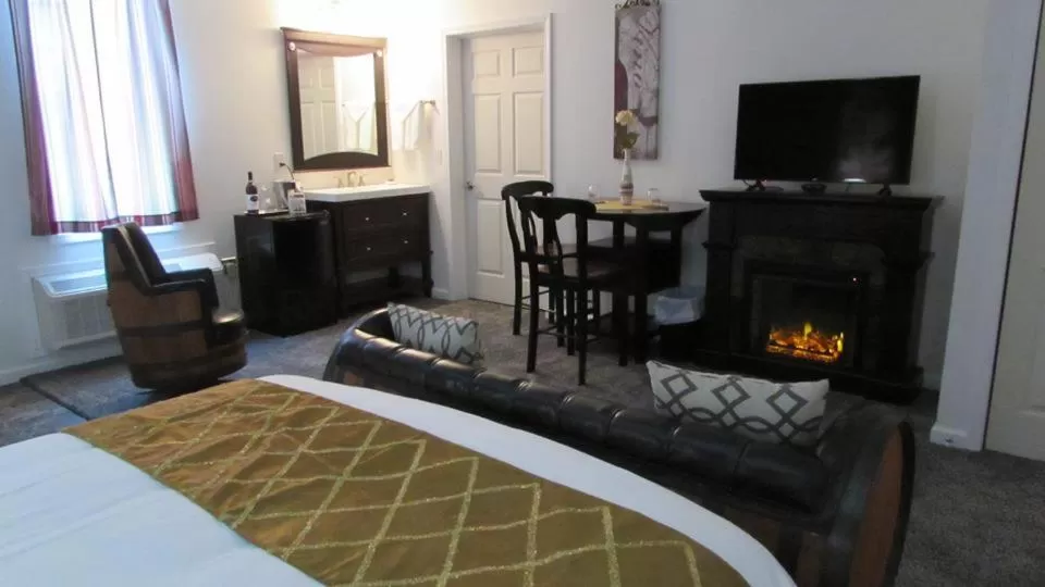 TV/Entertainment Center in The Inn at Deer Creek Winery