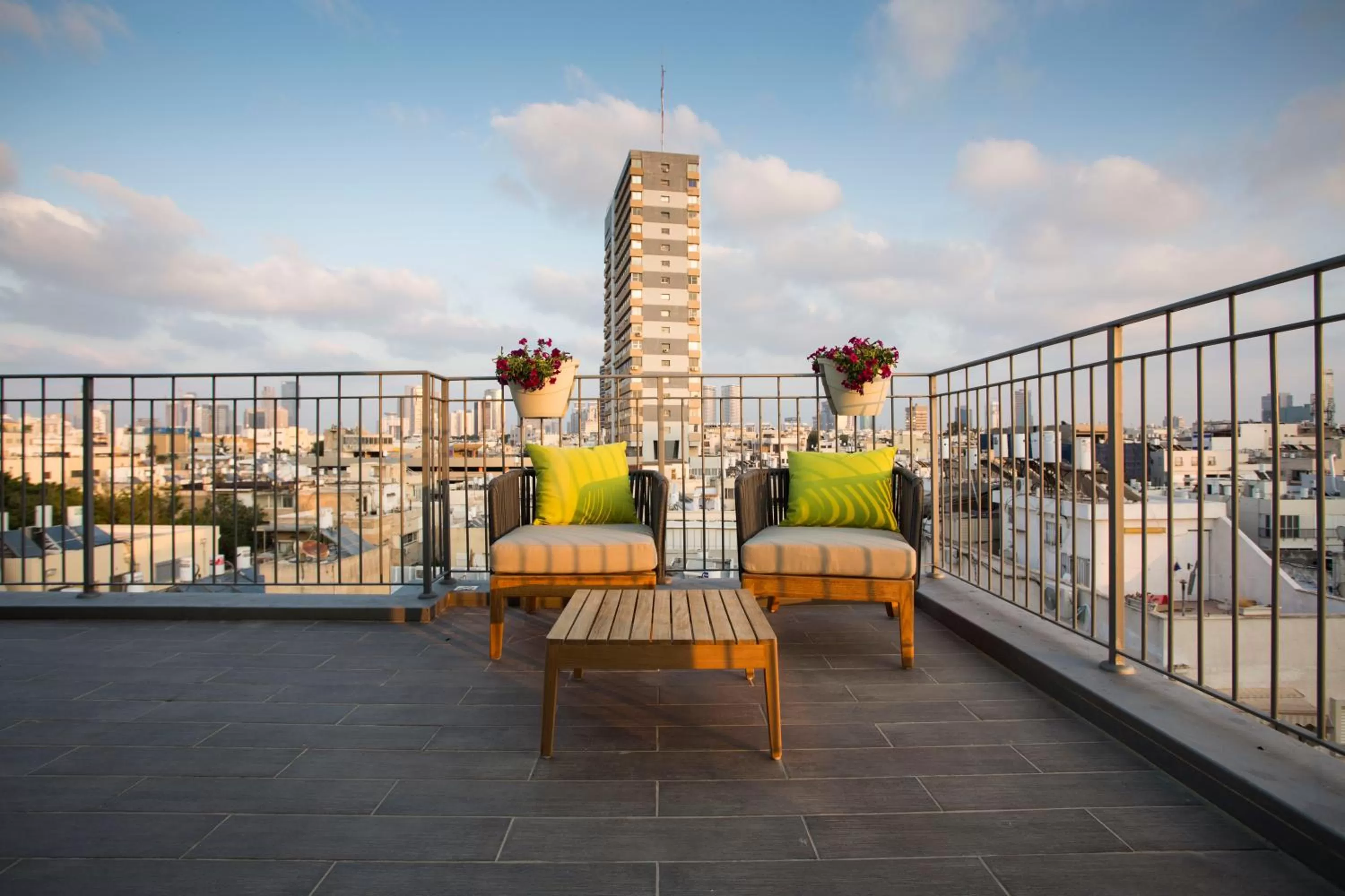 Balcony/Terrace in Emilia TLV
