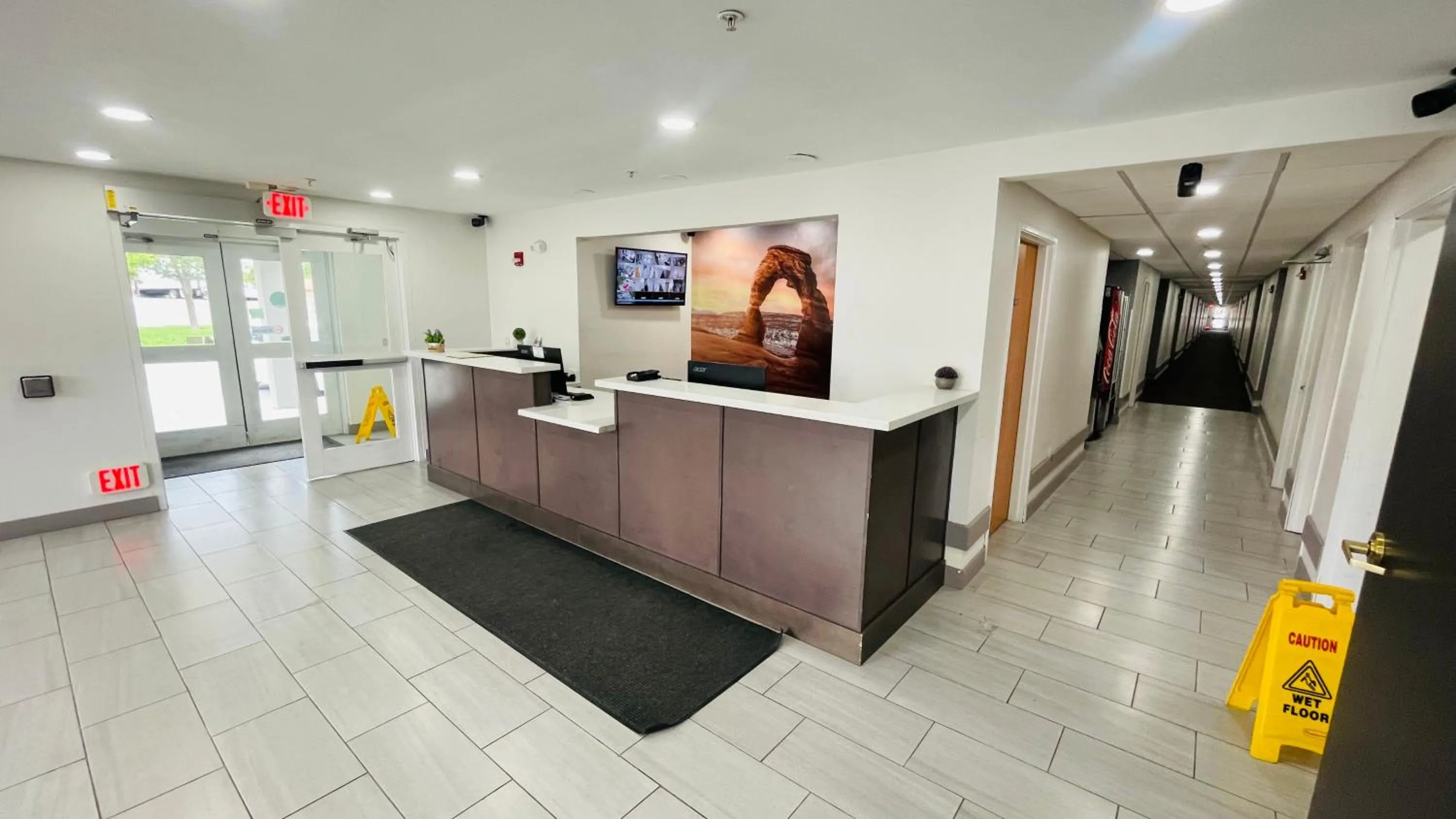 Lobby or reception in Royal Inn Midvale