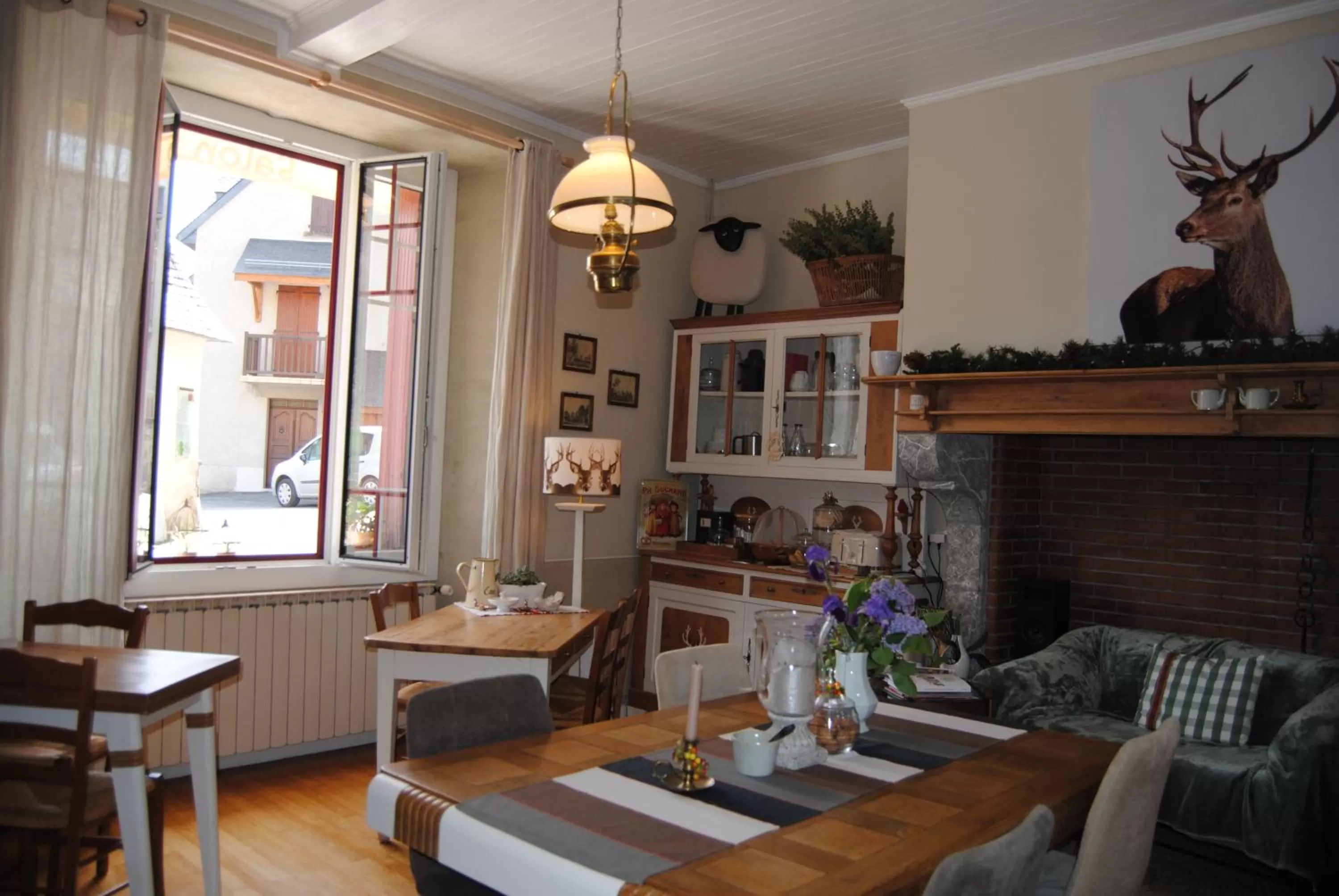 Dining area in Chalet Mina