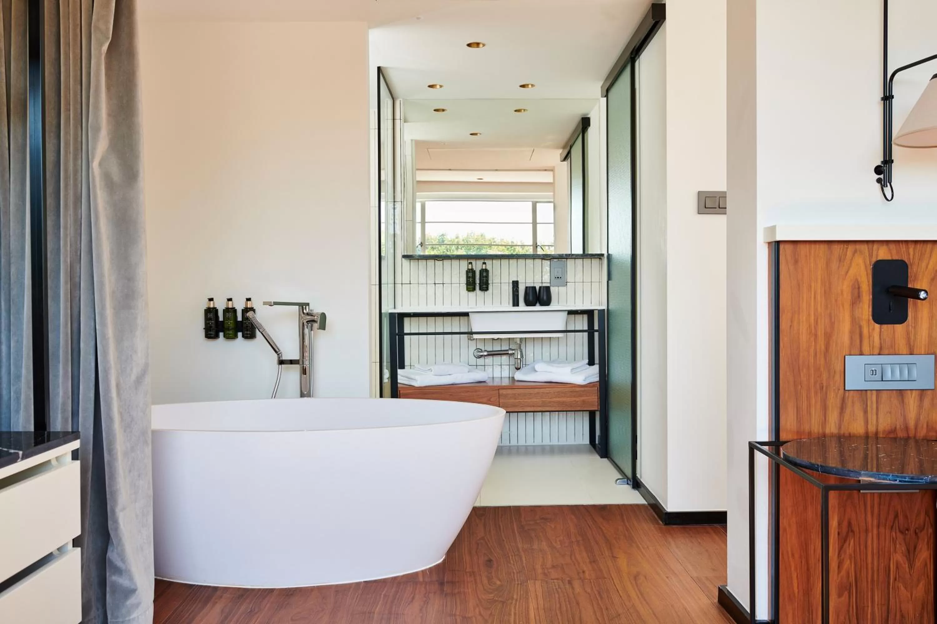 Bathroom in Melia White House Hotel