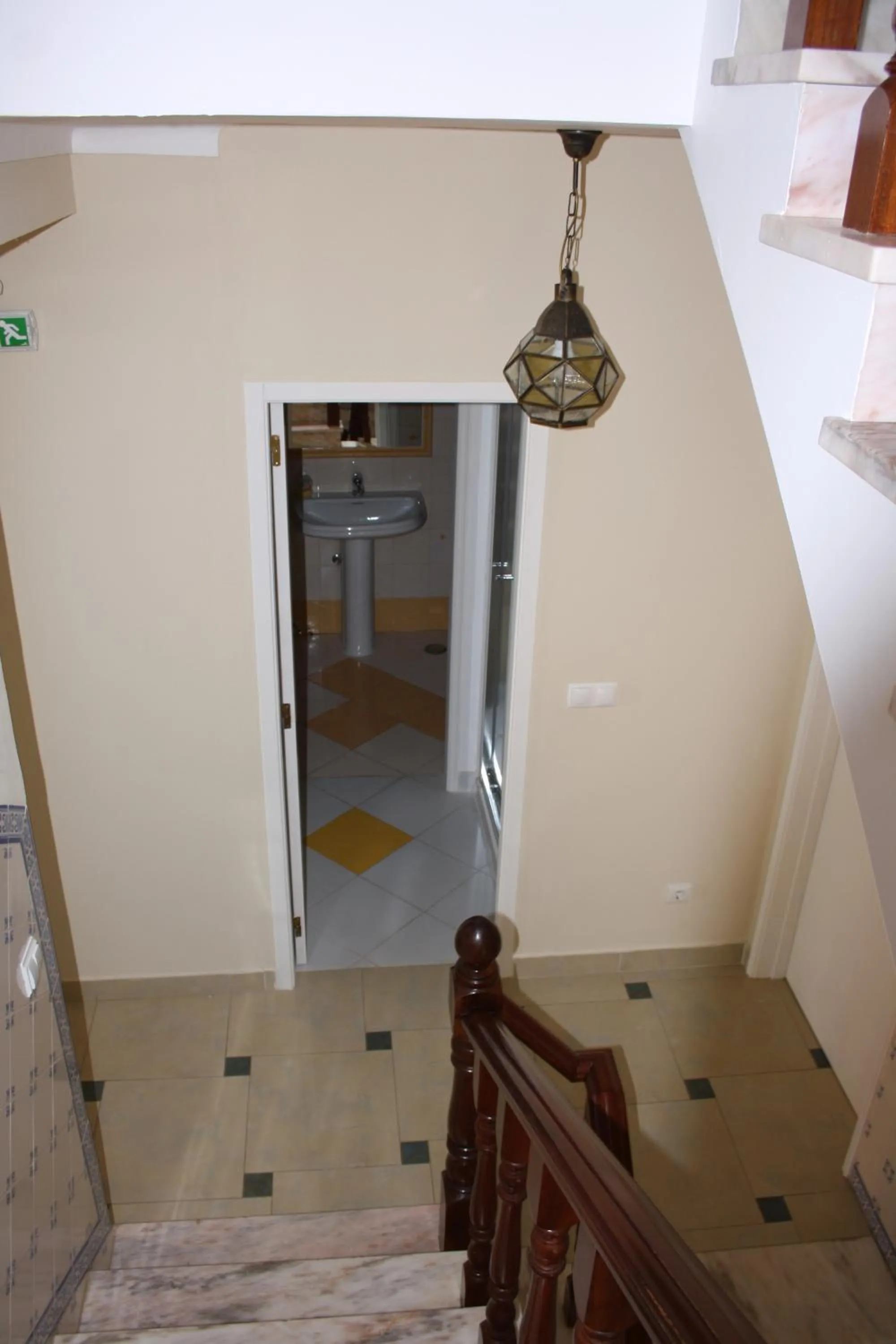 Other in Ericeira Chill Hill Hostel & Private Rooms - Peach Garden