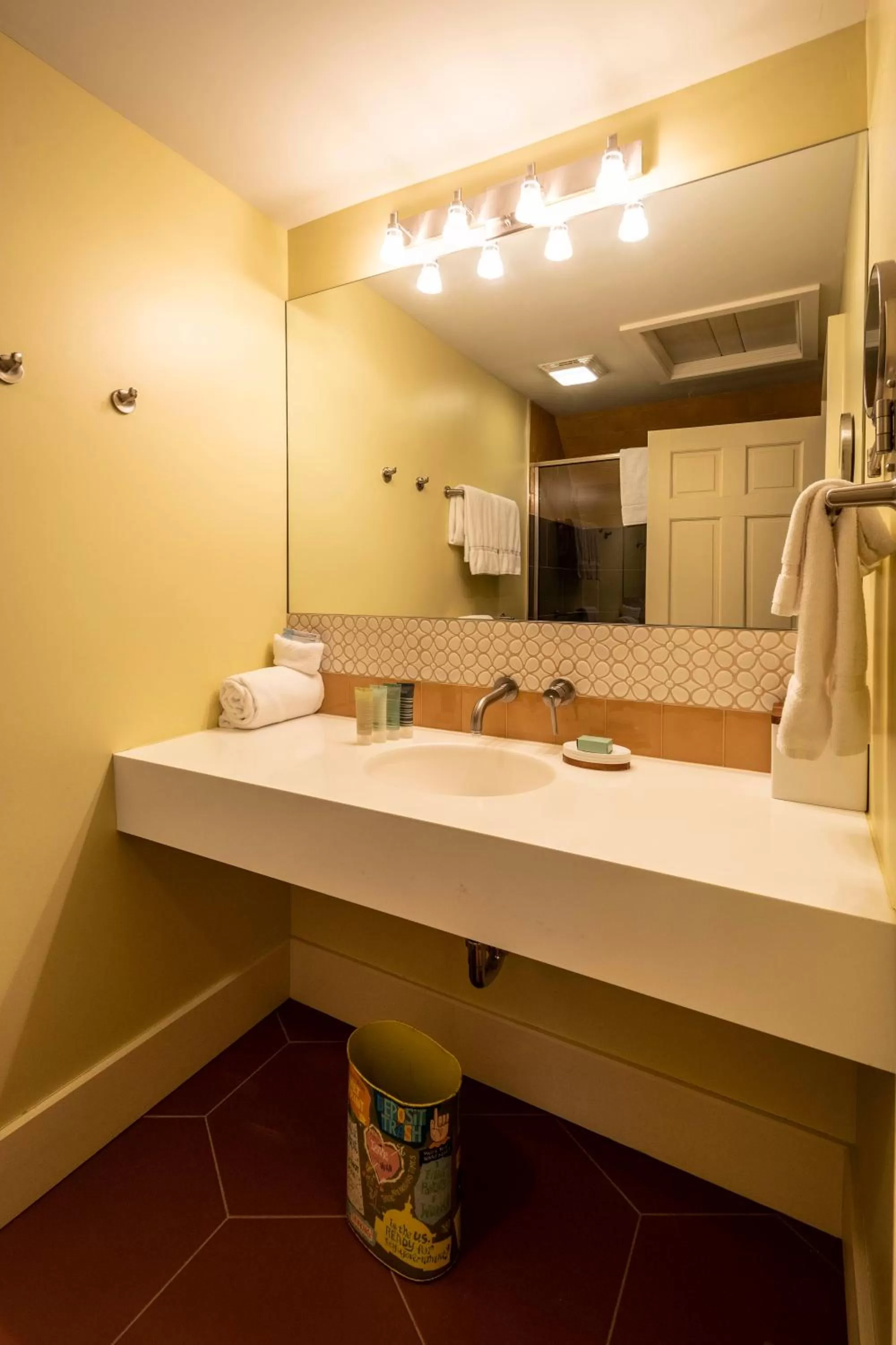 Bathroom in Hotel Broad Ripple