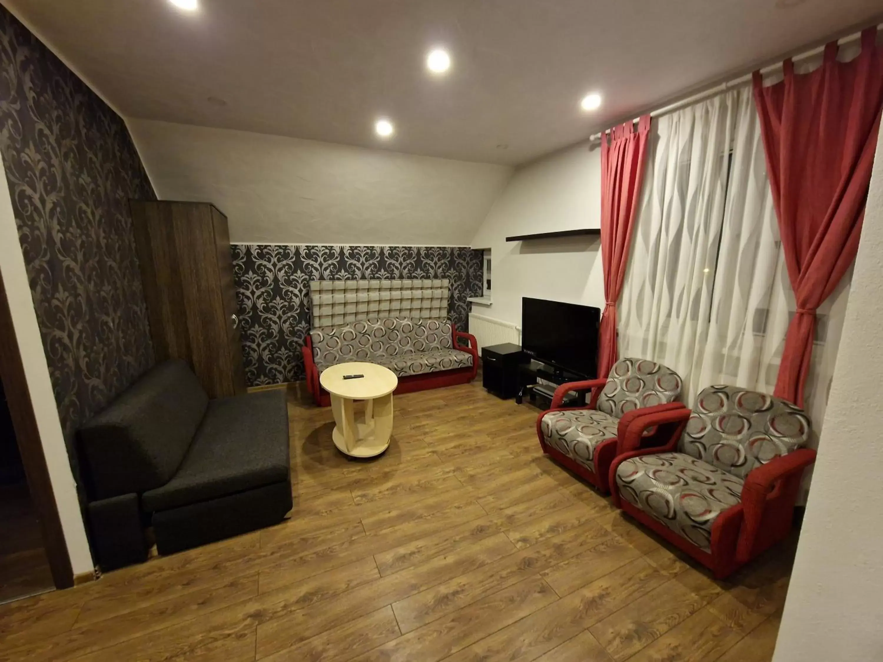 Family Room with Balcony in KALIDA B&B Rooms for rent Family Room with Balcony in KALIDA B&B Rooms for rent