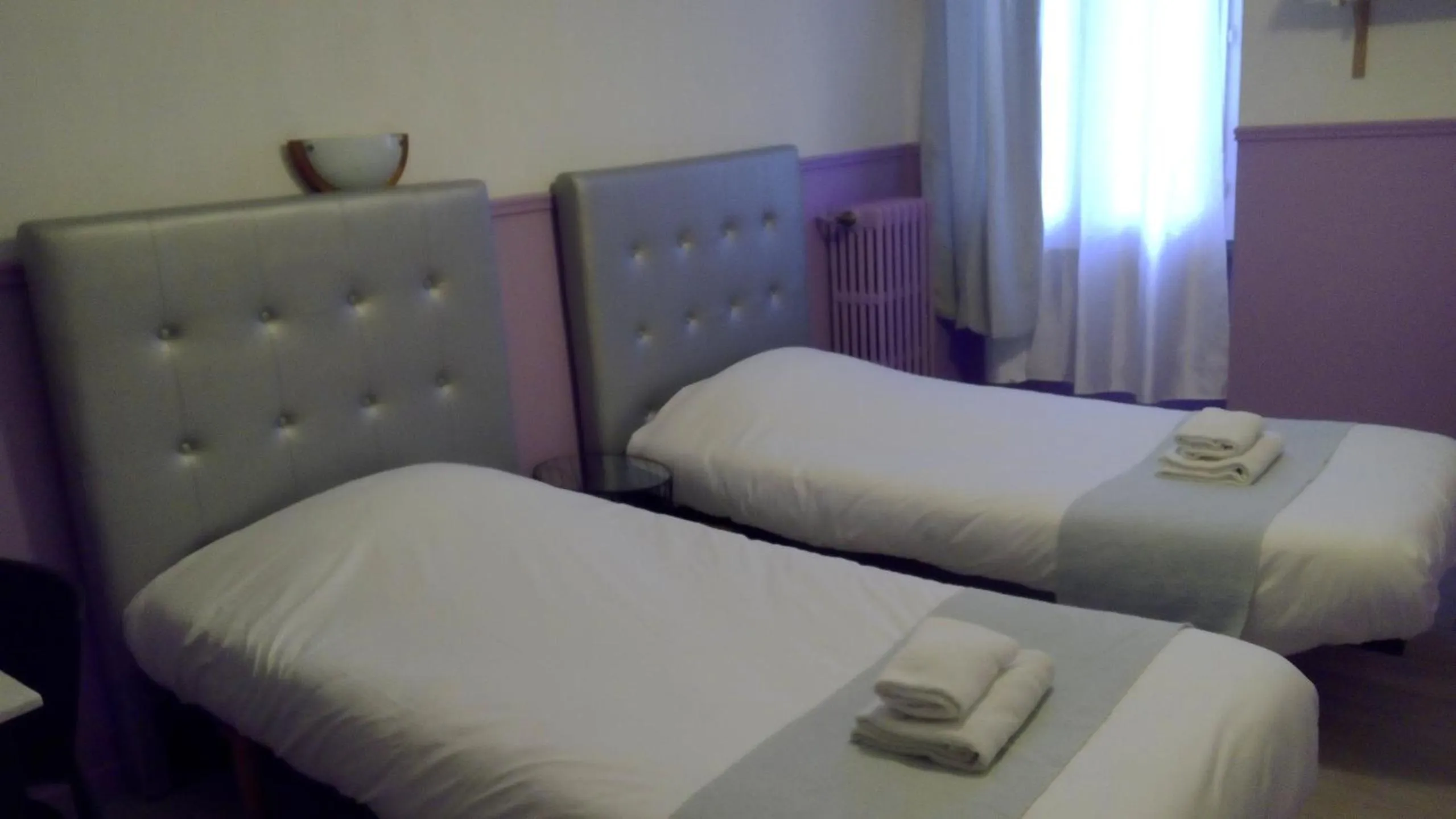 Bed in Hôtel Central