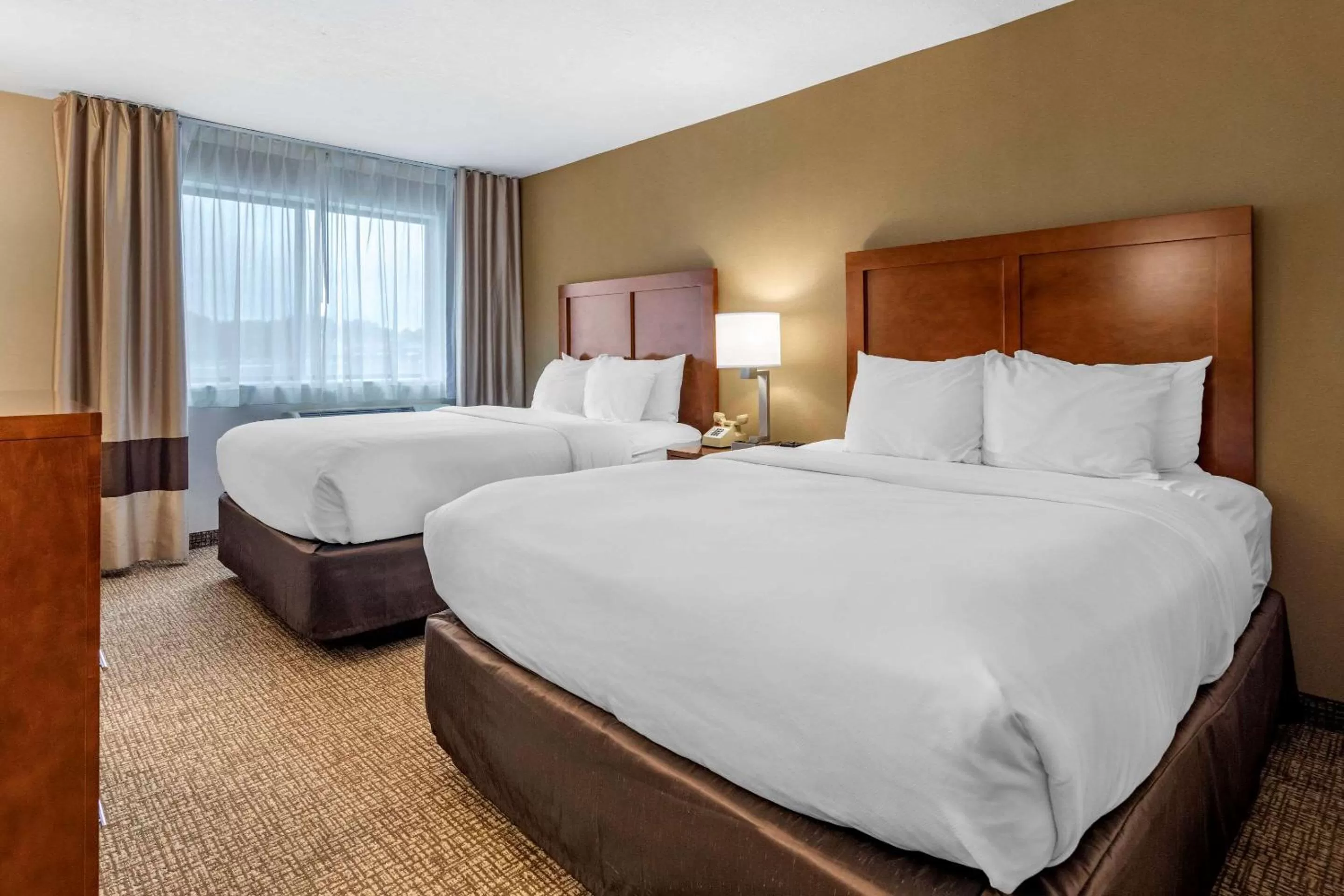 Photo of the whole room, Bed in Comfort Inn & Suites Montpelier-Berlin