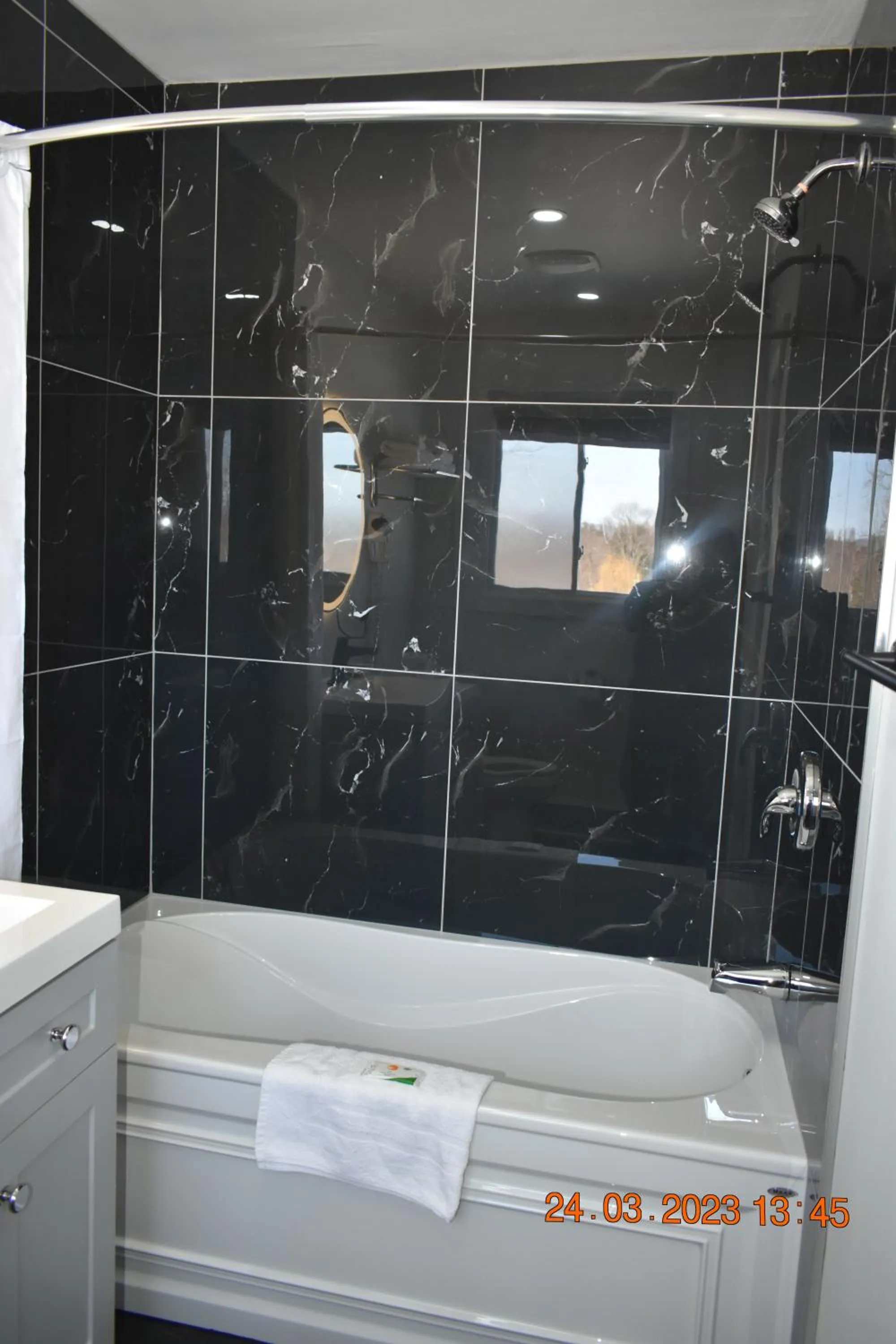 Bathroom in Time Travellers Motel