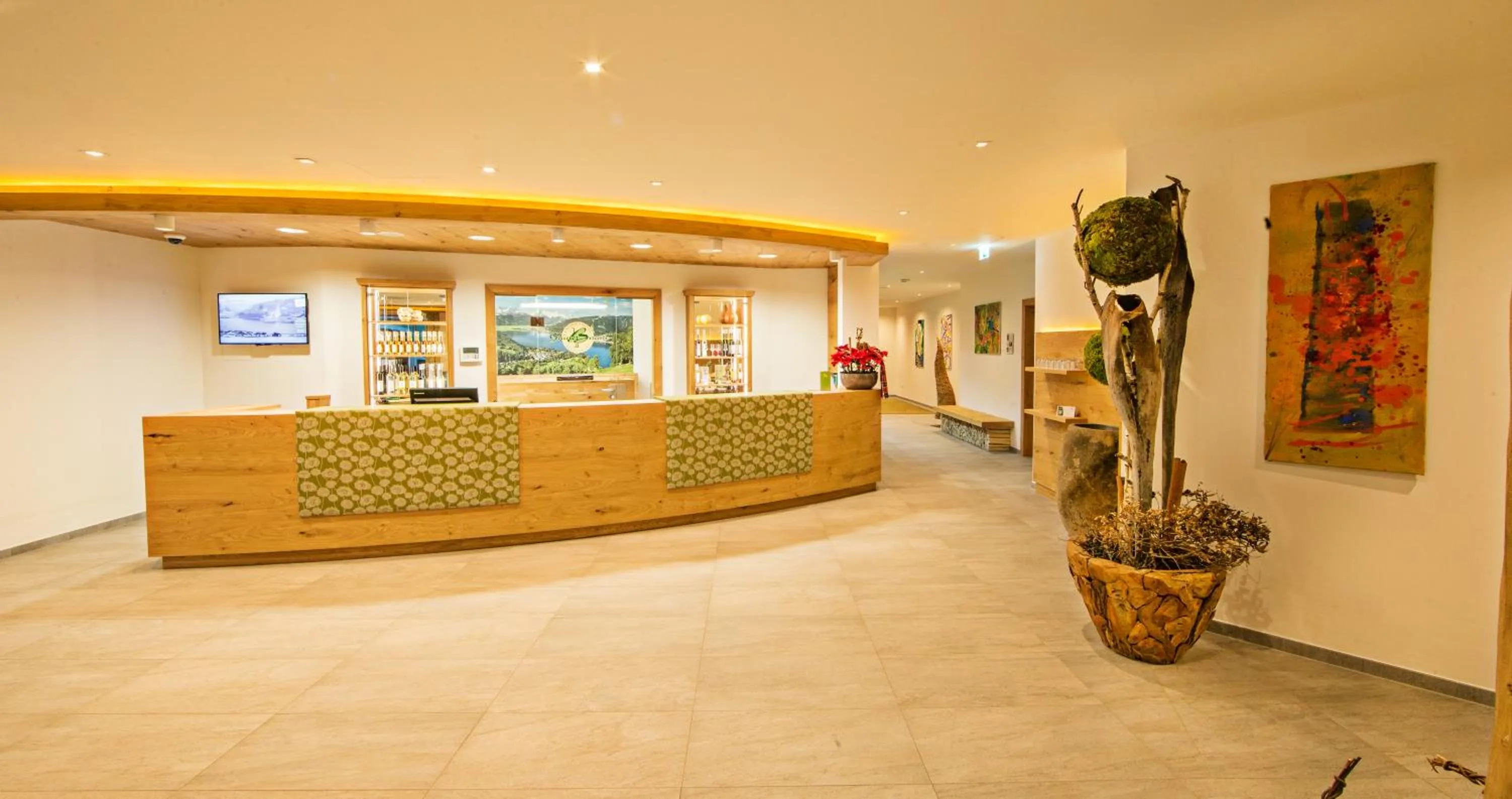 Lobby or reception in Hotel Grüner Baum