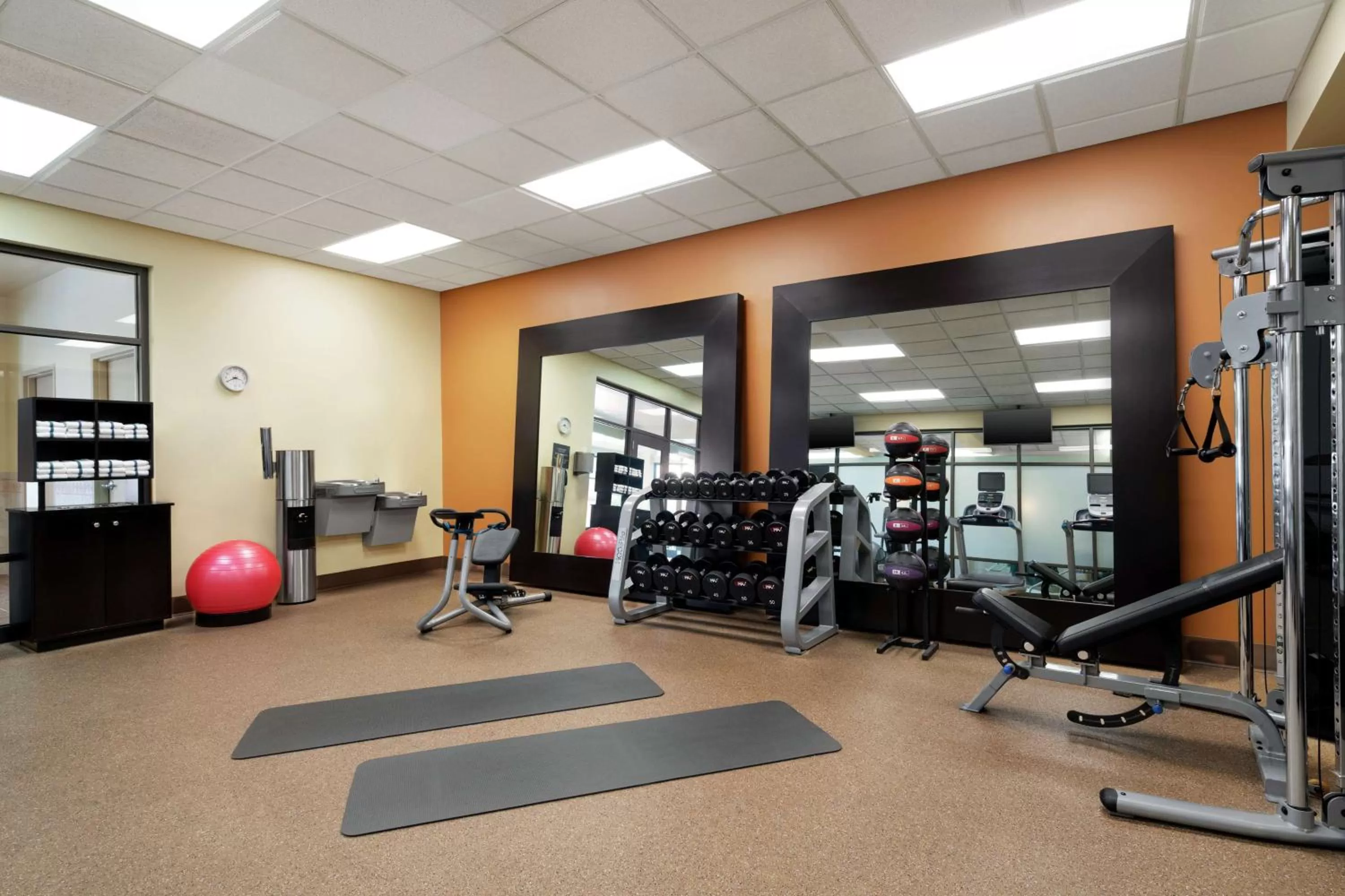Fitness centre/facilities in Hilton Garden Inn Charlotte/Ayrsley