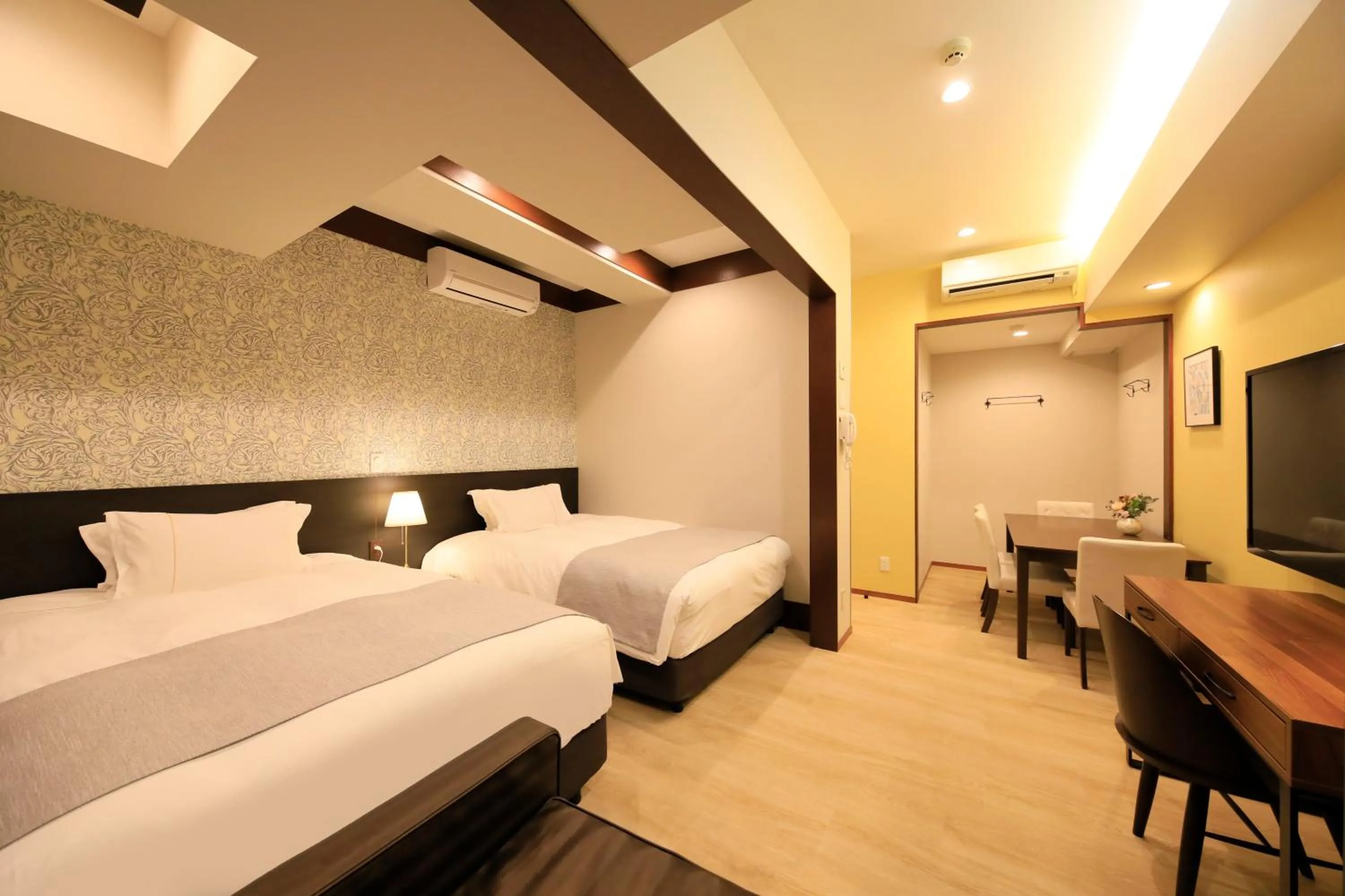 Bed in Centurion Hotel Residential Akasaka Station