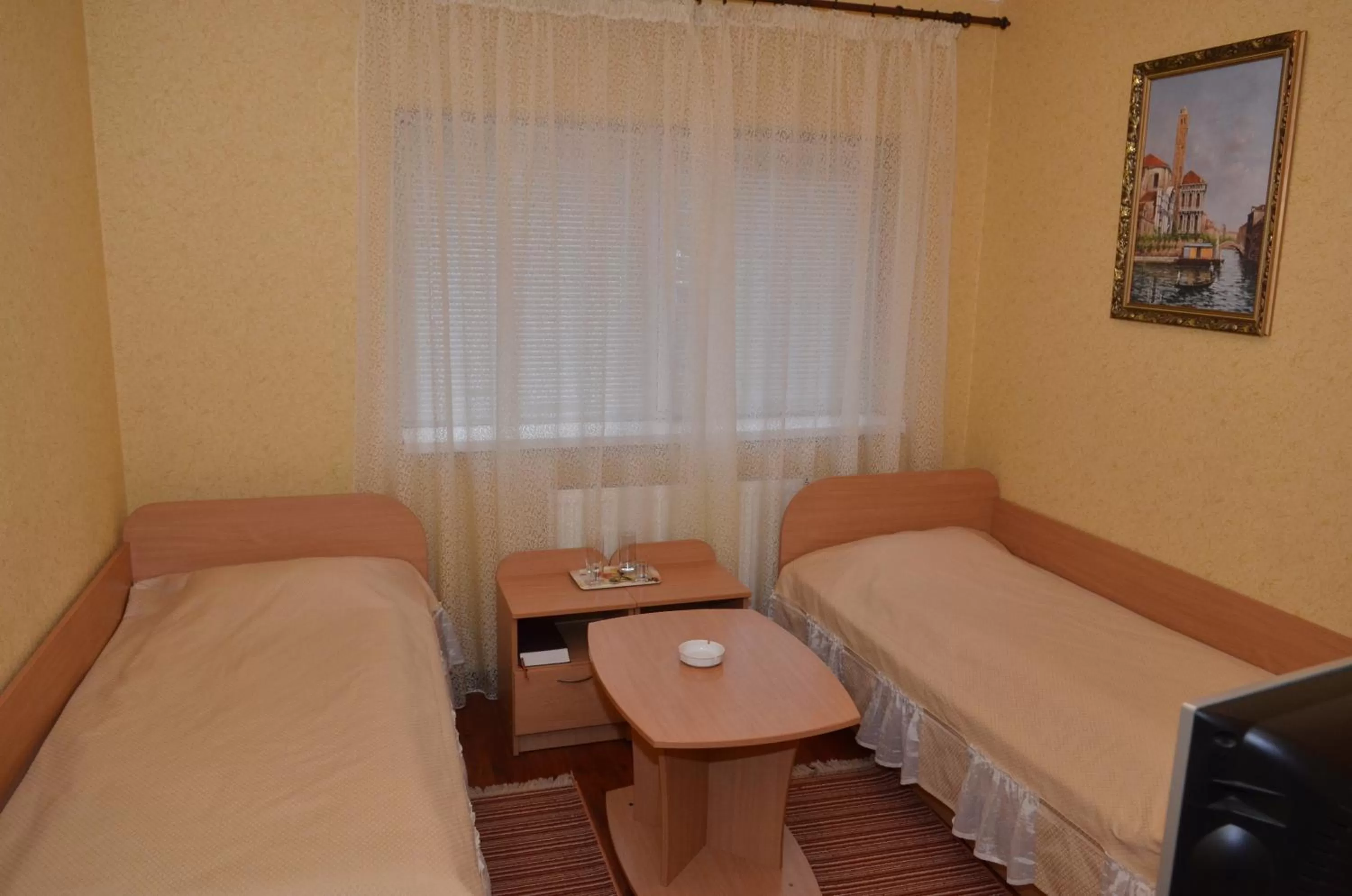 Photo of the whole room, Bed in Hotel Serpanok