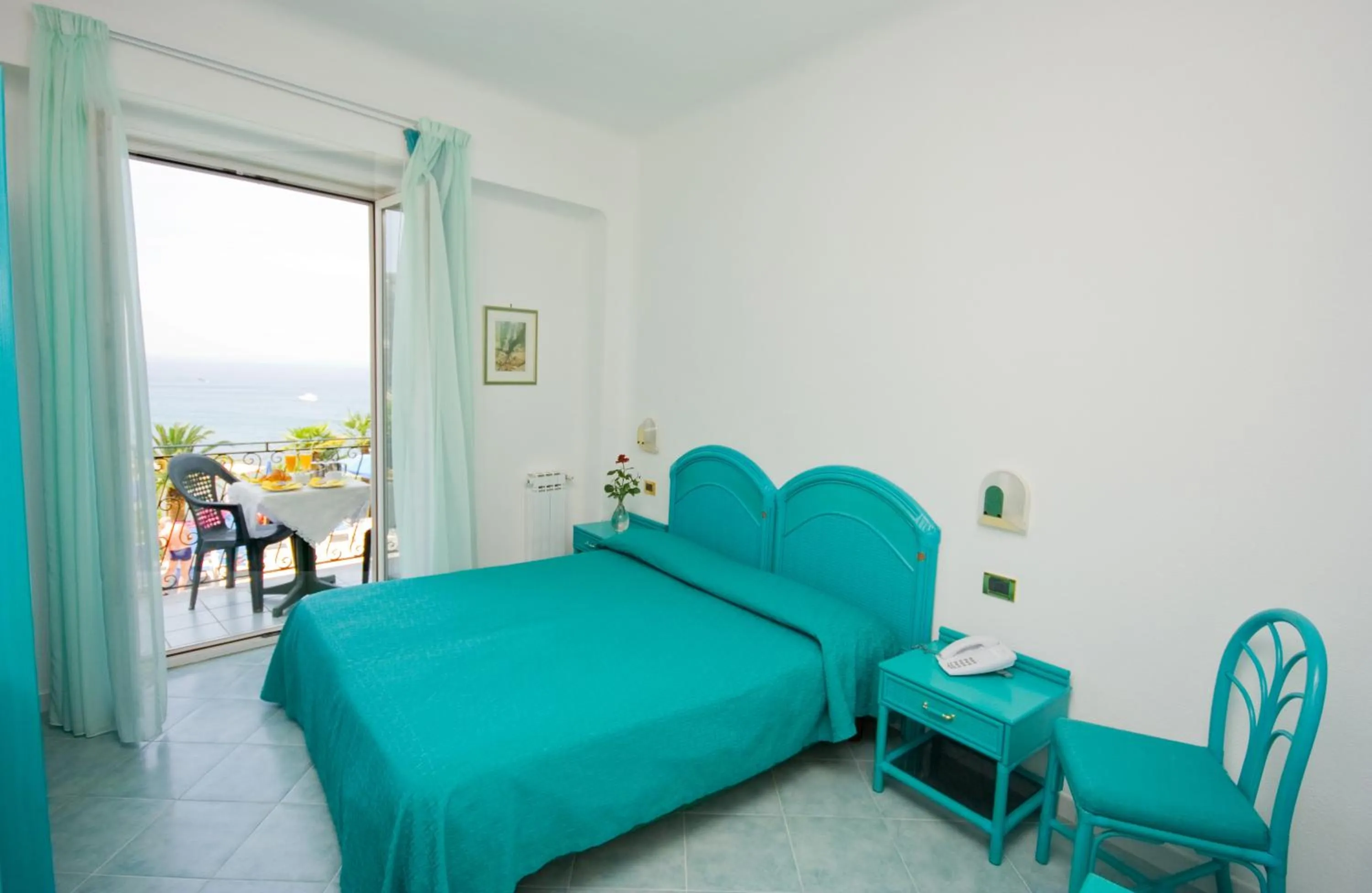 Sea view, Bed in Hotel Capizzo