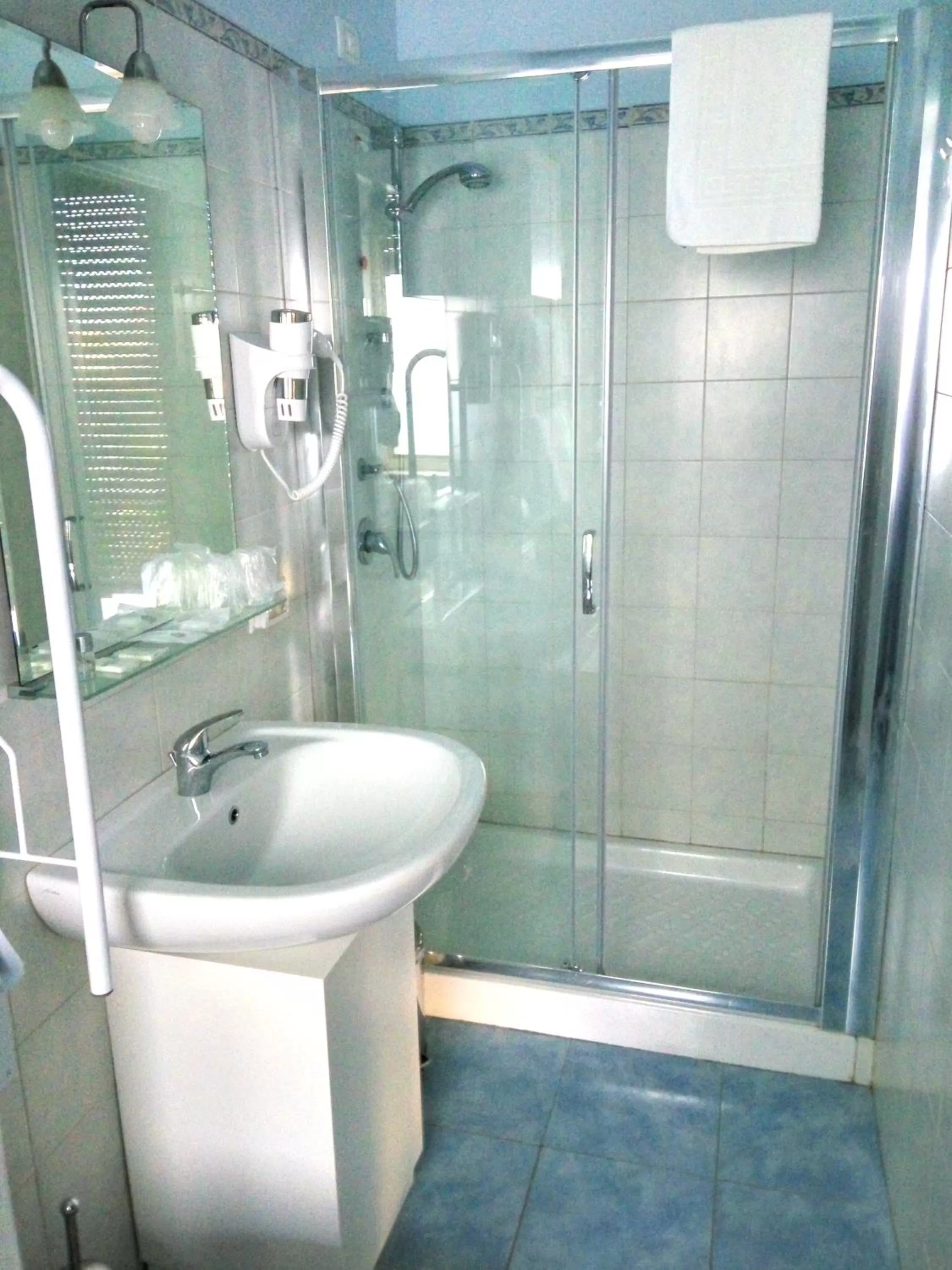 Bathroom in Michelangelo Rooms