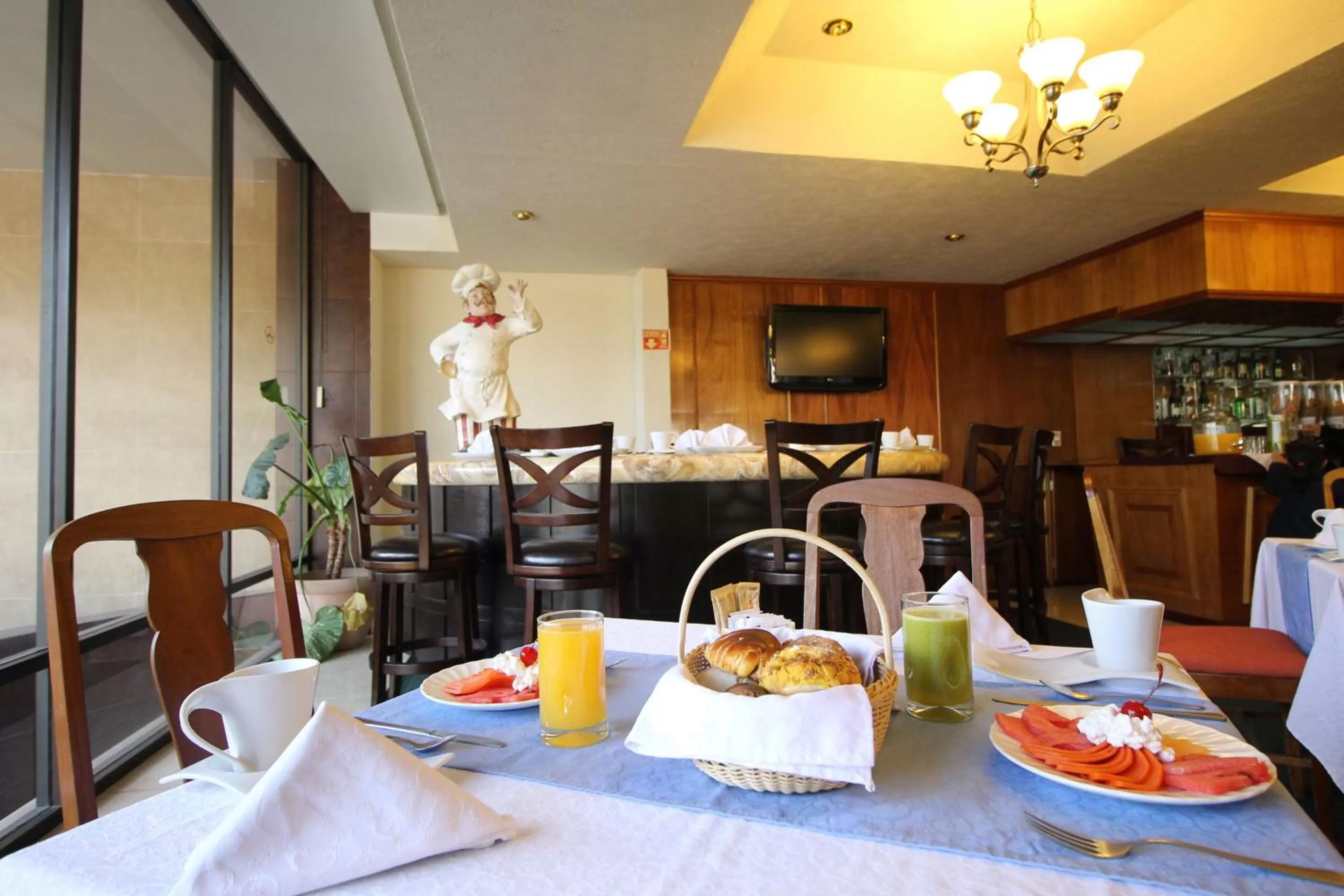 Dining area in Best Western Plus Gran Marques