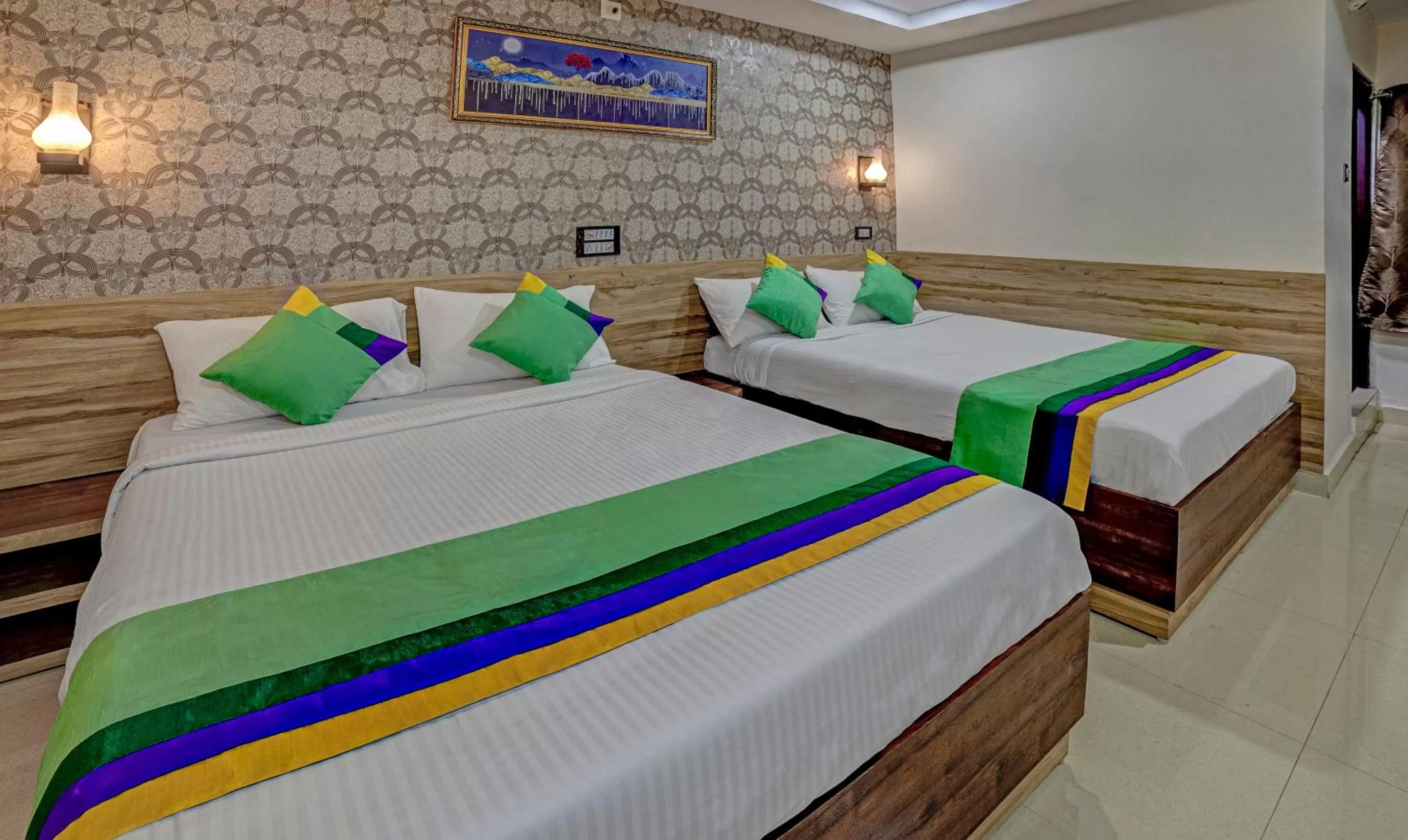 Bedroom, Bed in Treebo Seven Inn