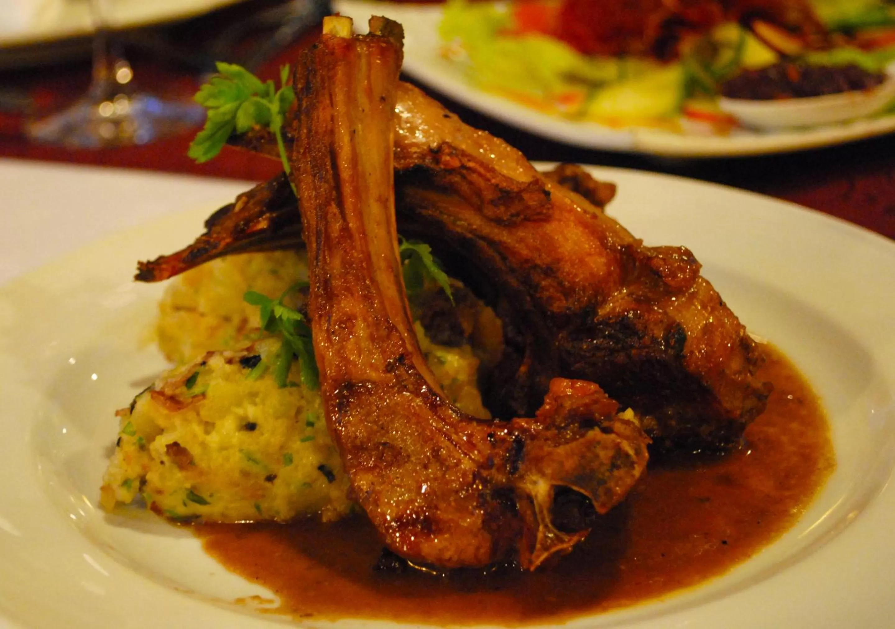 Restaurant/places to eat in El Reloj Hotel