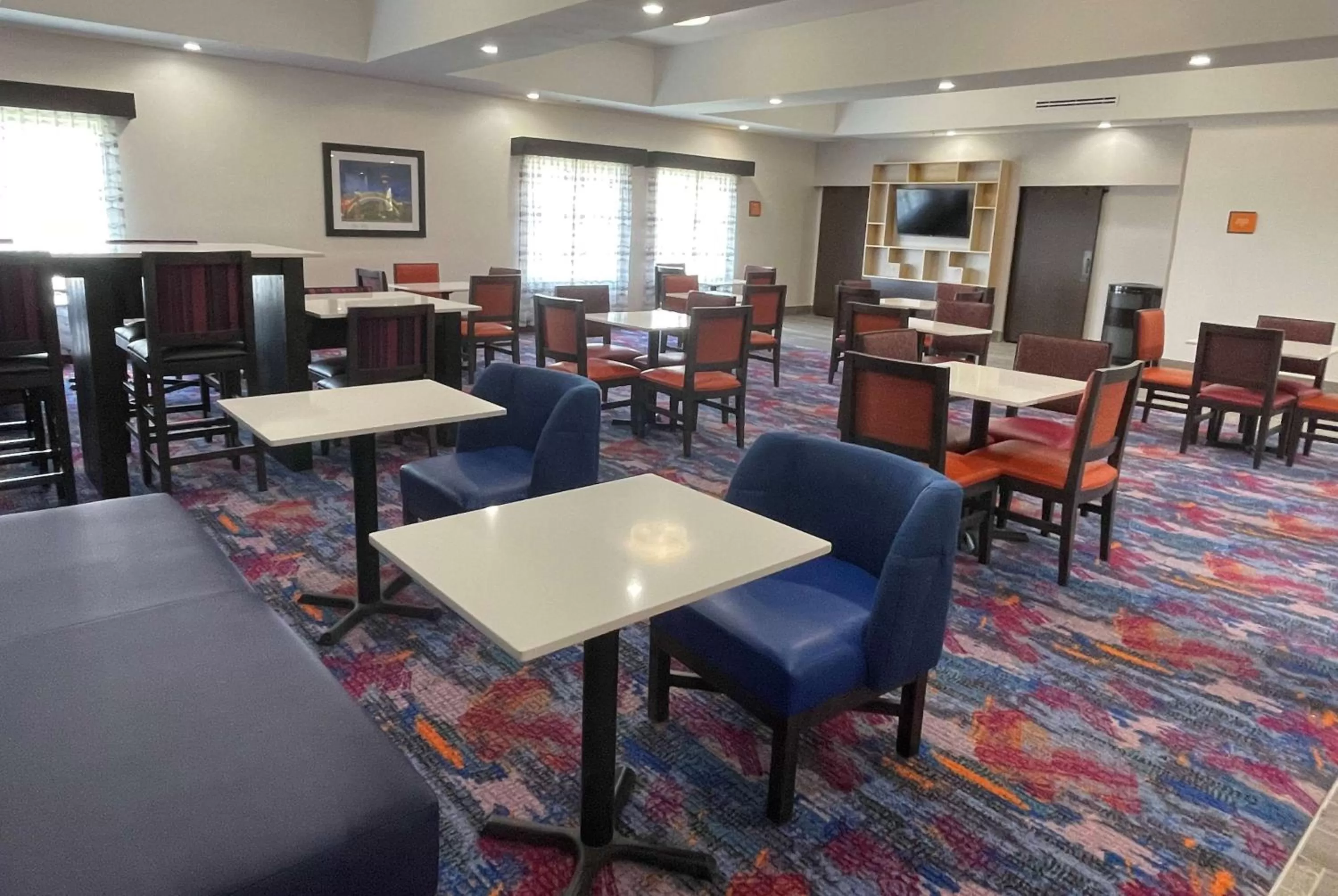 Breakfast in La Quinta Inn and Suites by Wyndham - Schertz