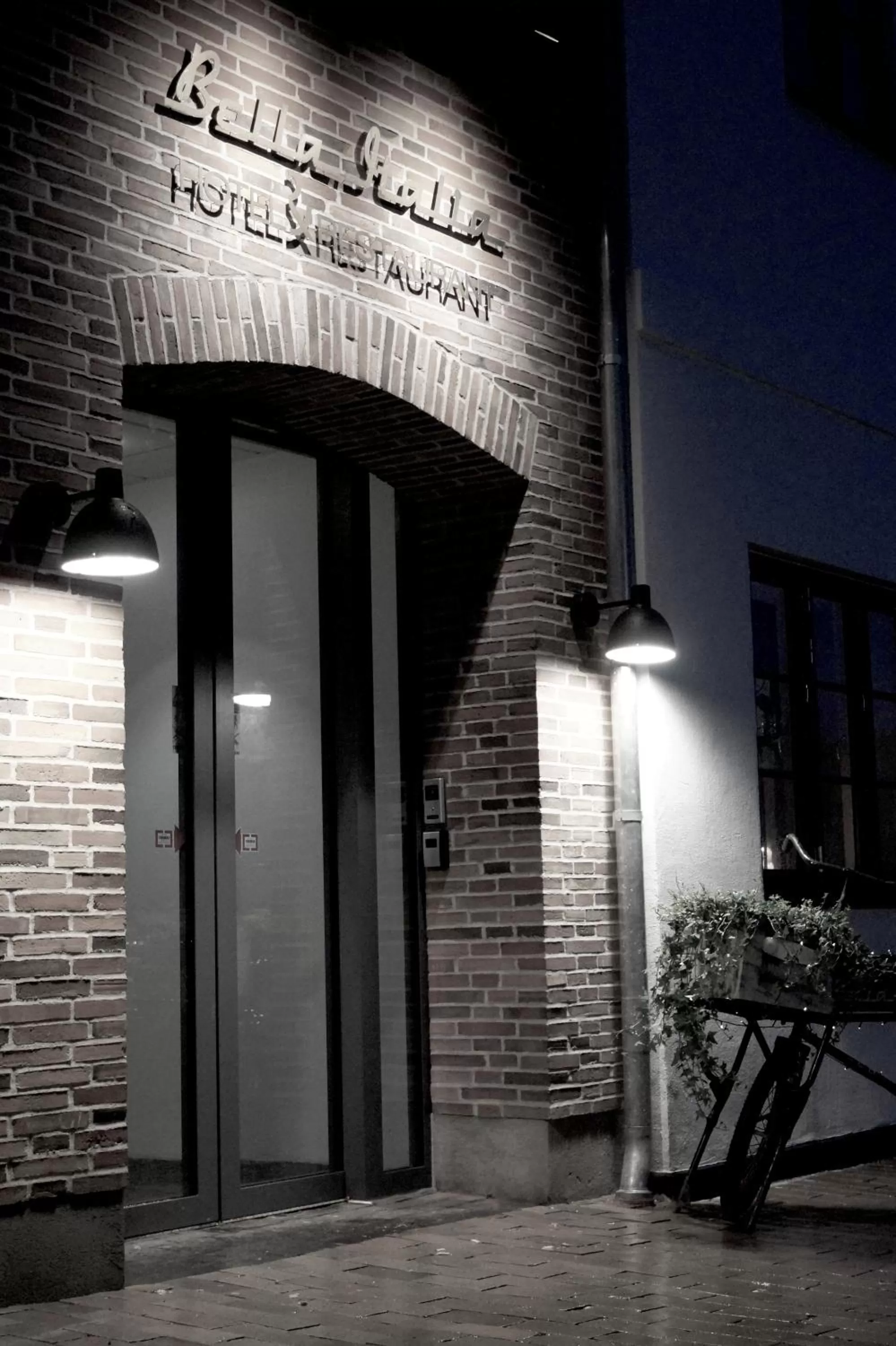 Facade/entrance in Hotel Bella Italia