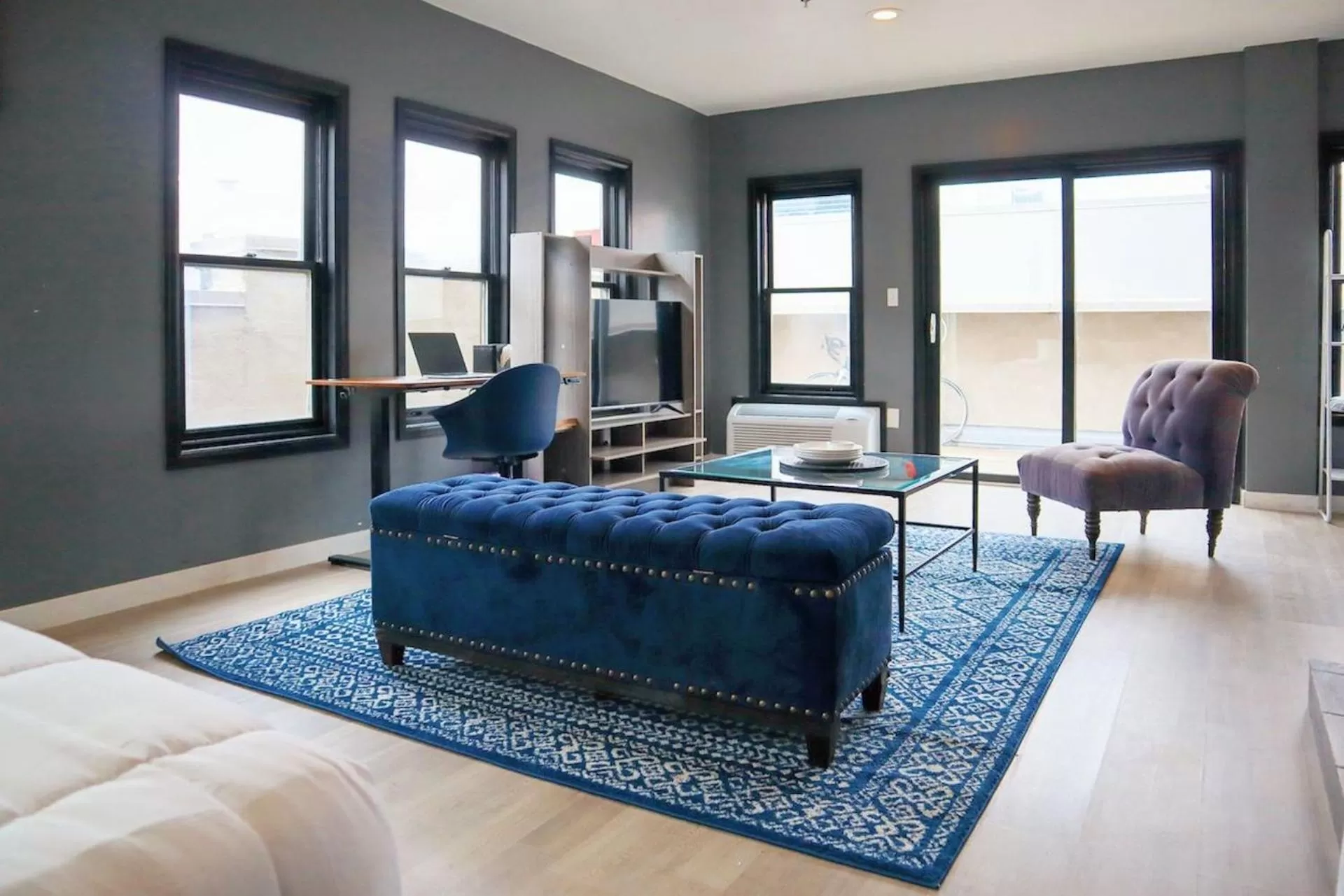 Living room in Good Hotels Downtown Denver