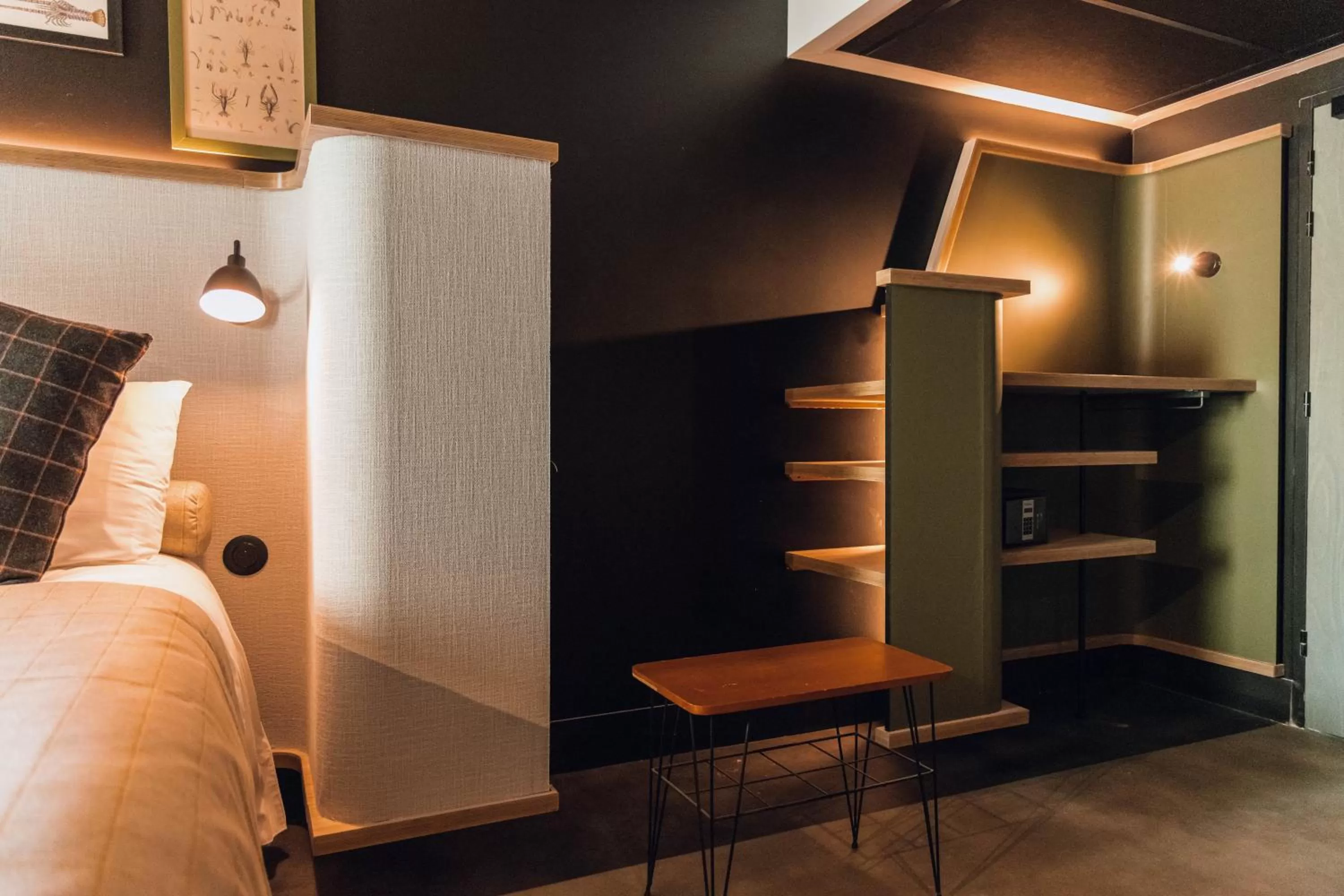 Bedroom, Bed in greet Hotel La Rochelle Centre