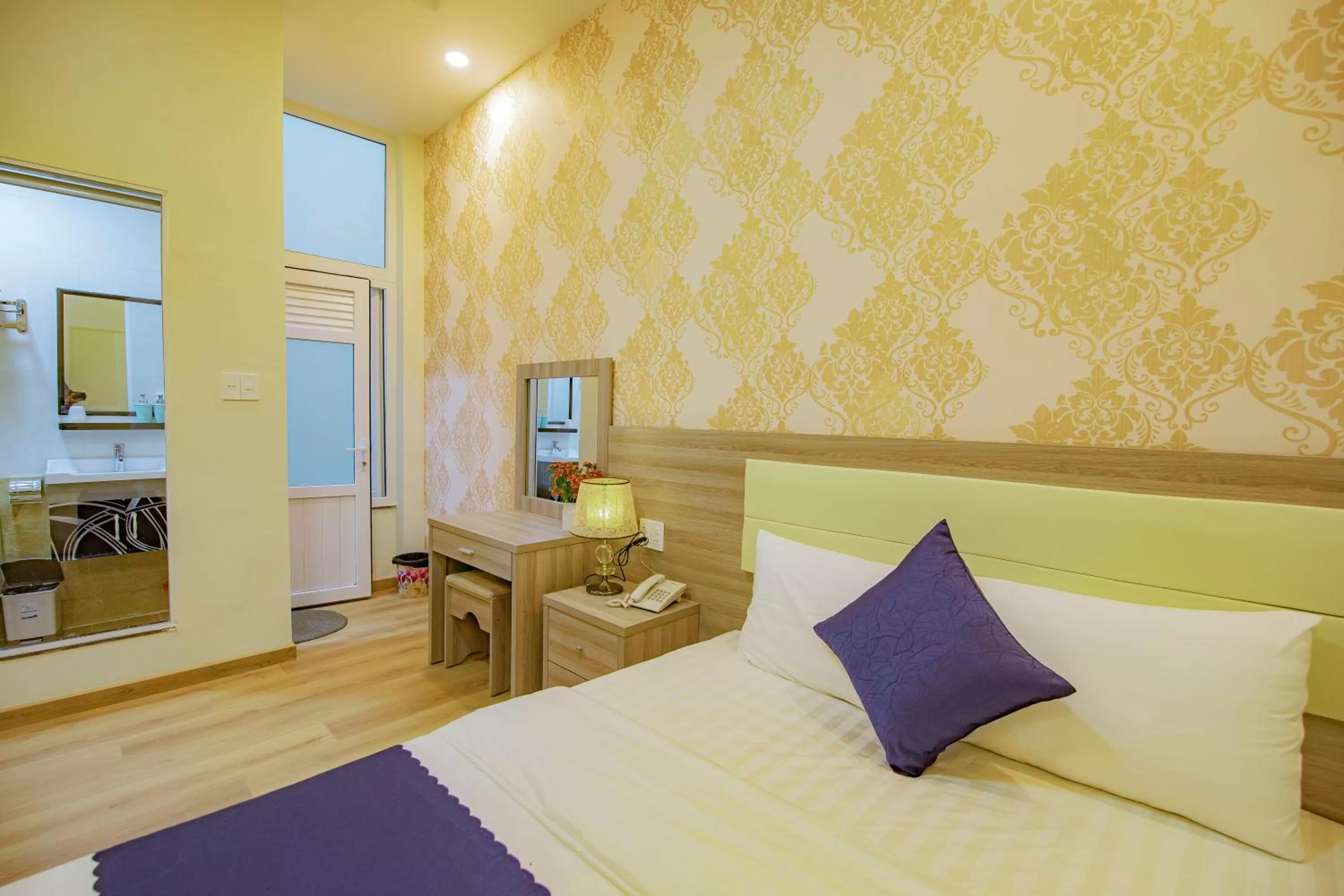 Photo of the whole room, Bed in Khanh Uyen 1 Hotel