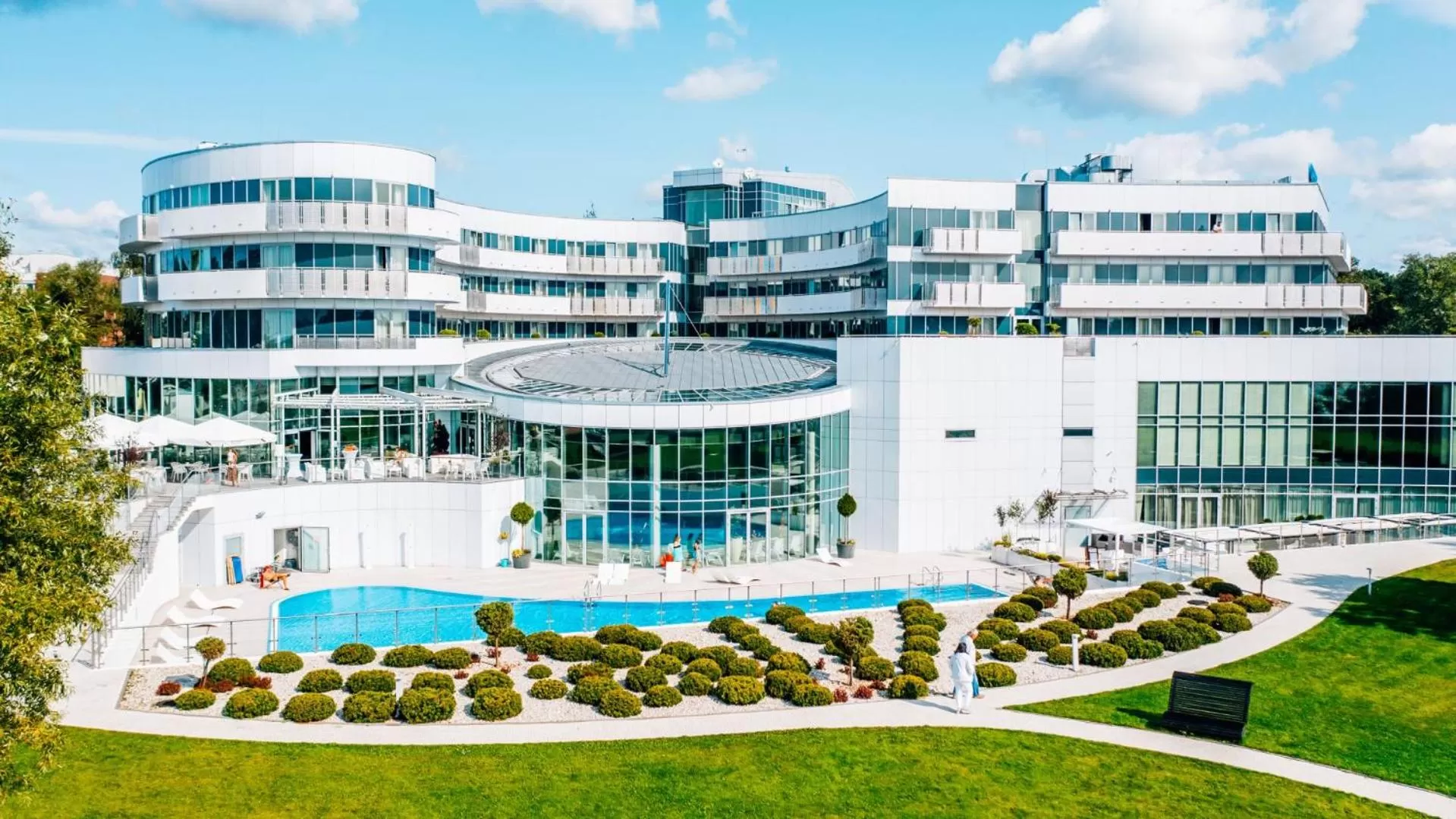 Property building in Copernicus Toruń Hotel