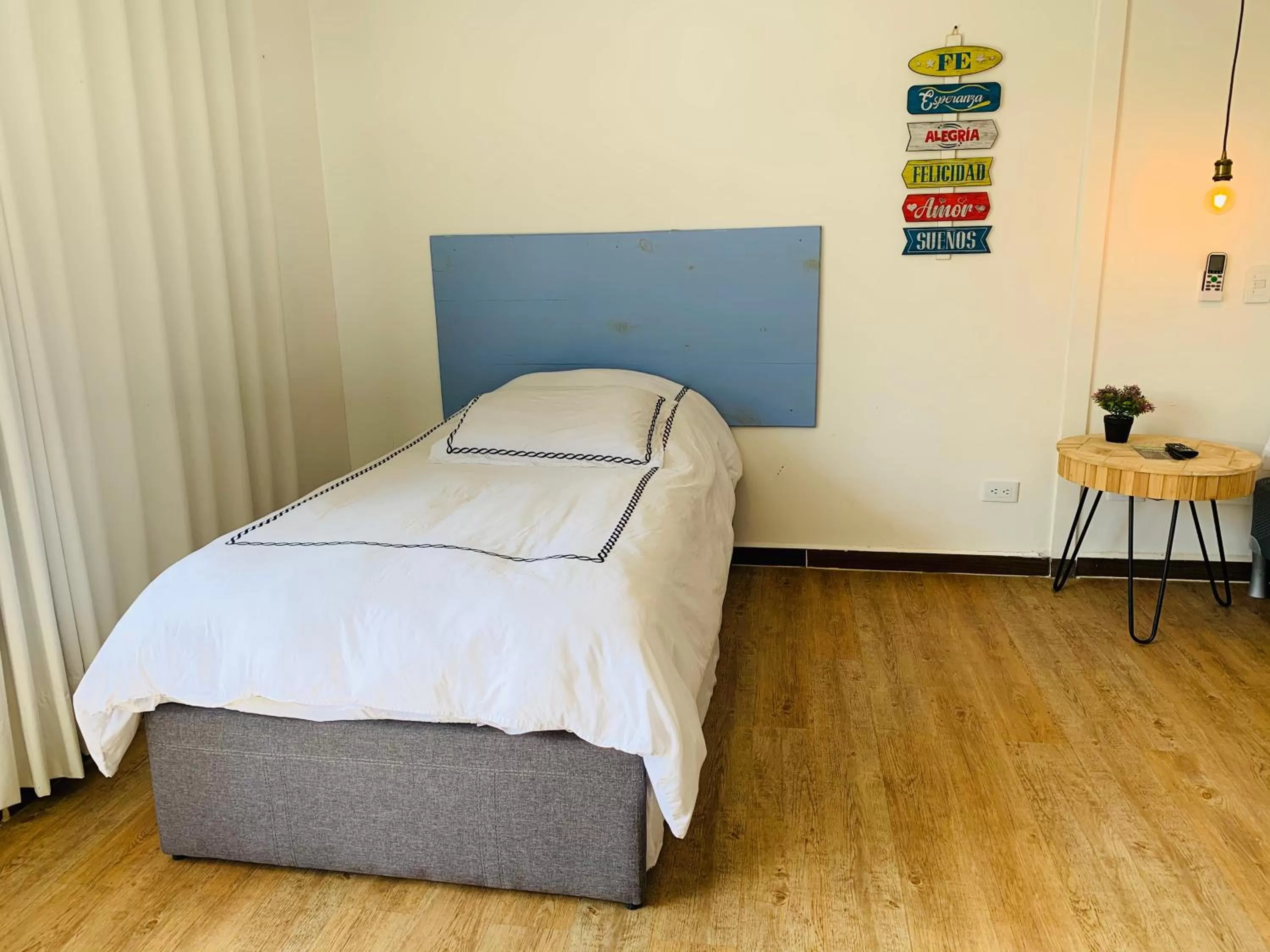 Bed in Be Happy Hotel