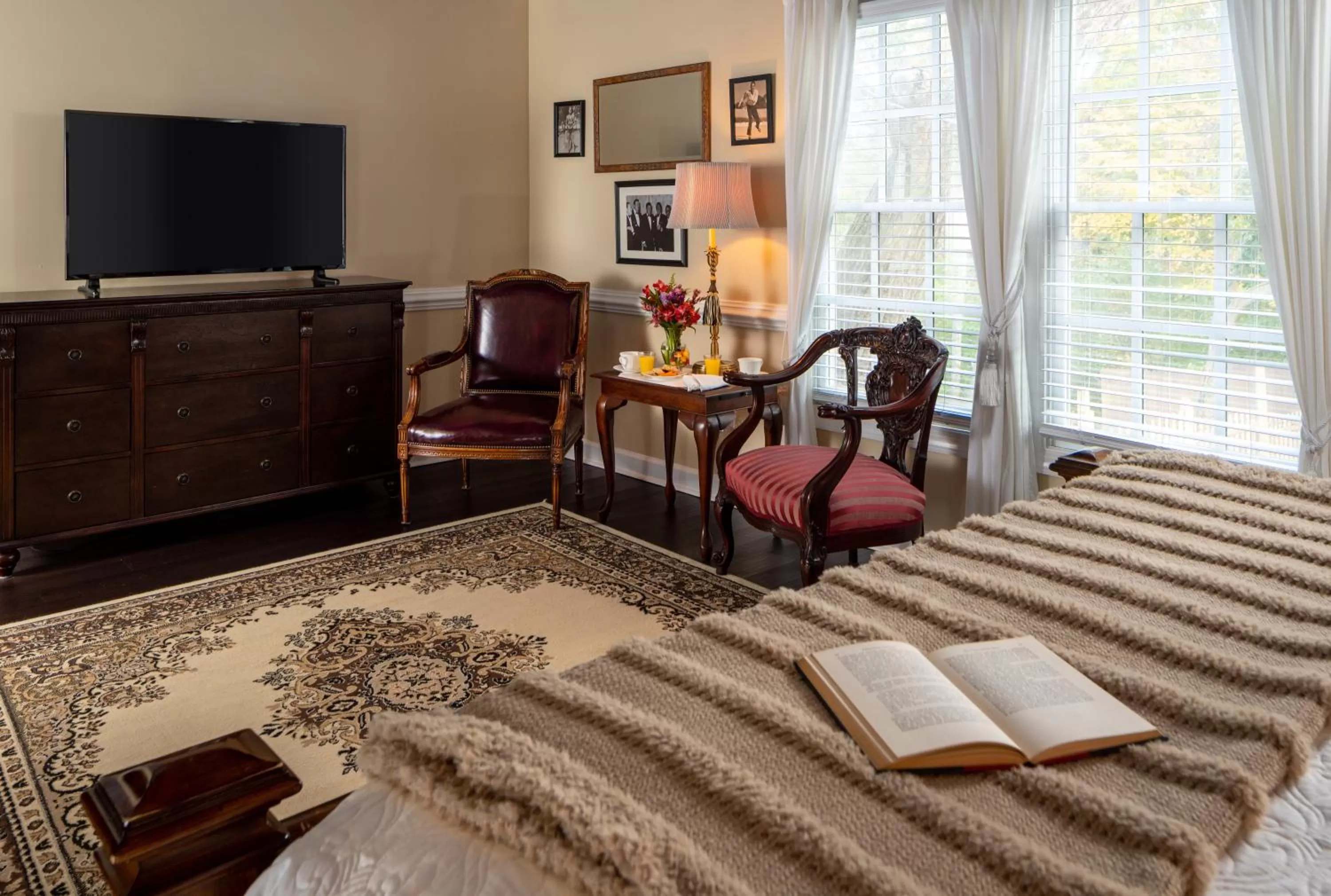 Bed in A Williamsburg White House Inn