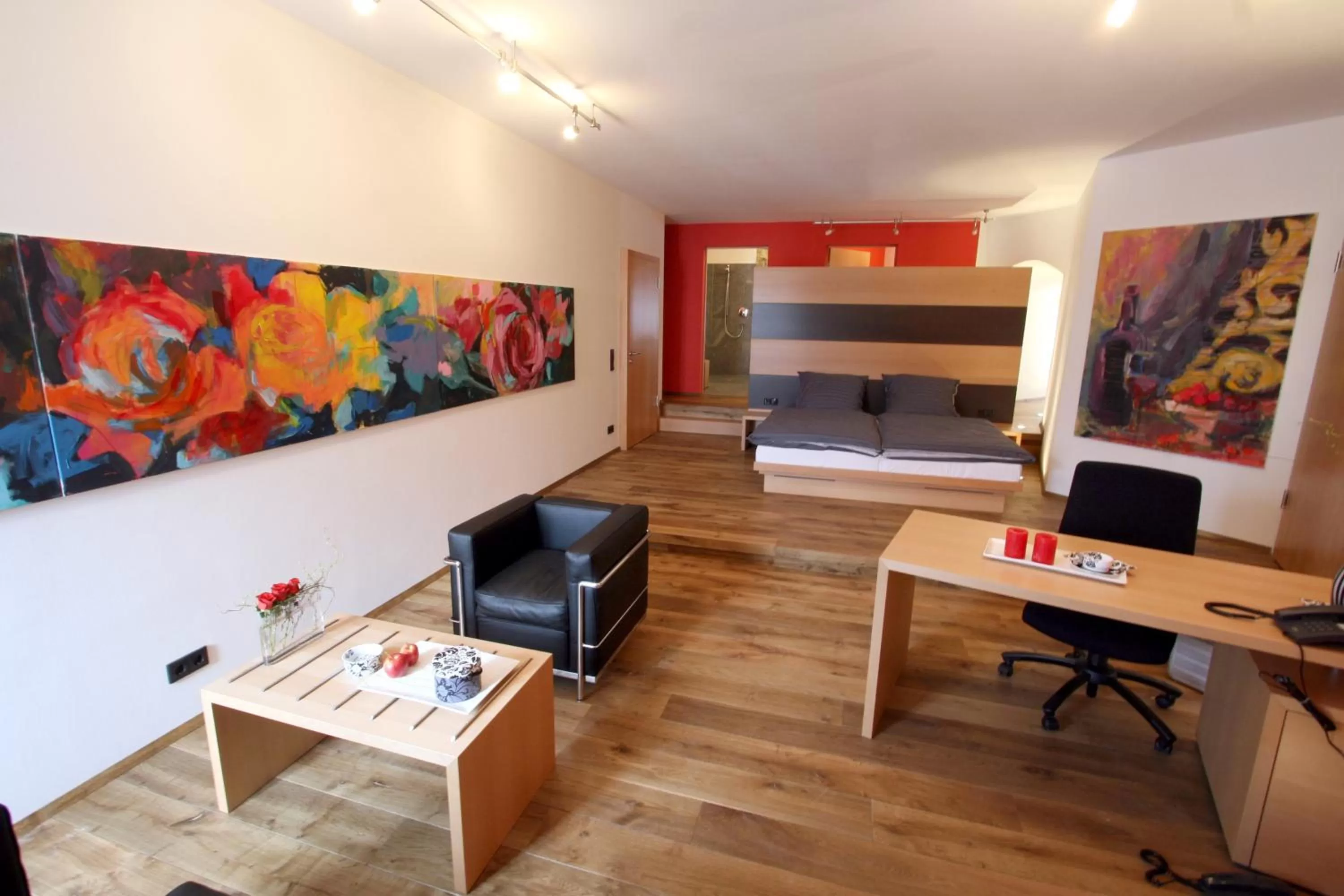 Photo of the whole room in Hotel Der Achtermann