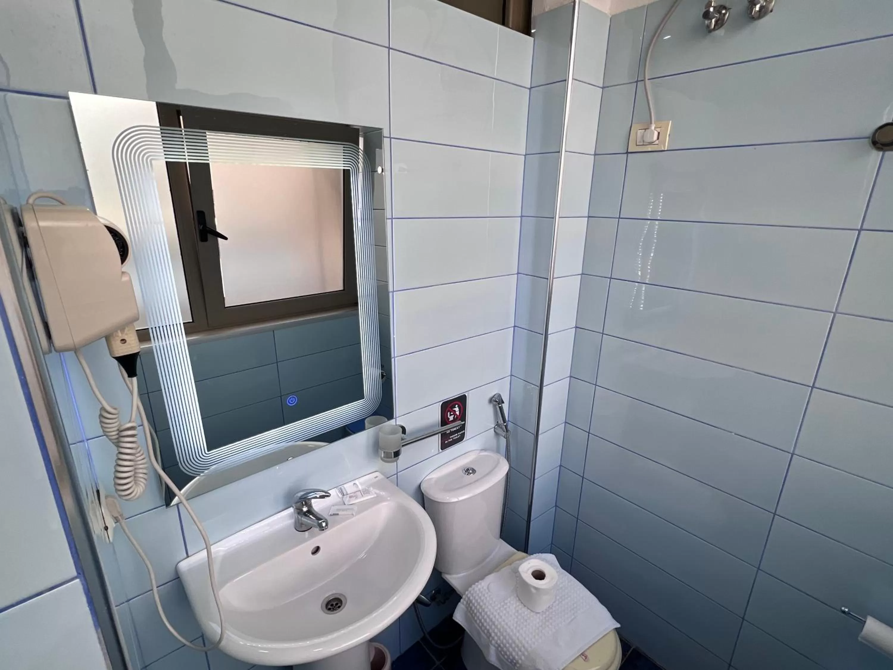 Shower, Bathroom in Bobi Hotel