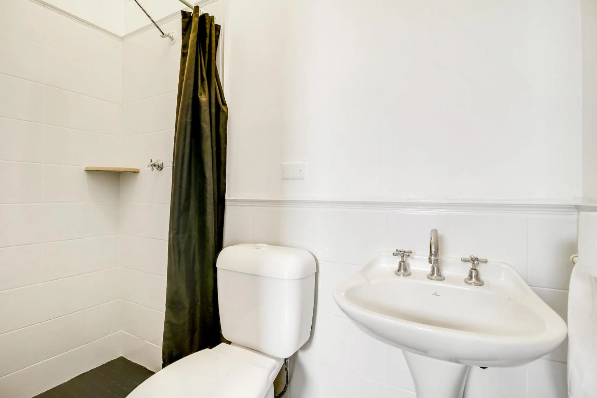 Toilet, Bathroom in Darling Harbour Boutique Hotel