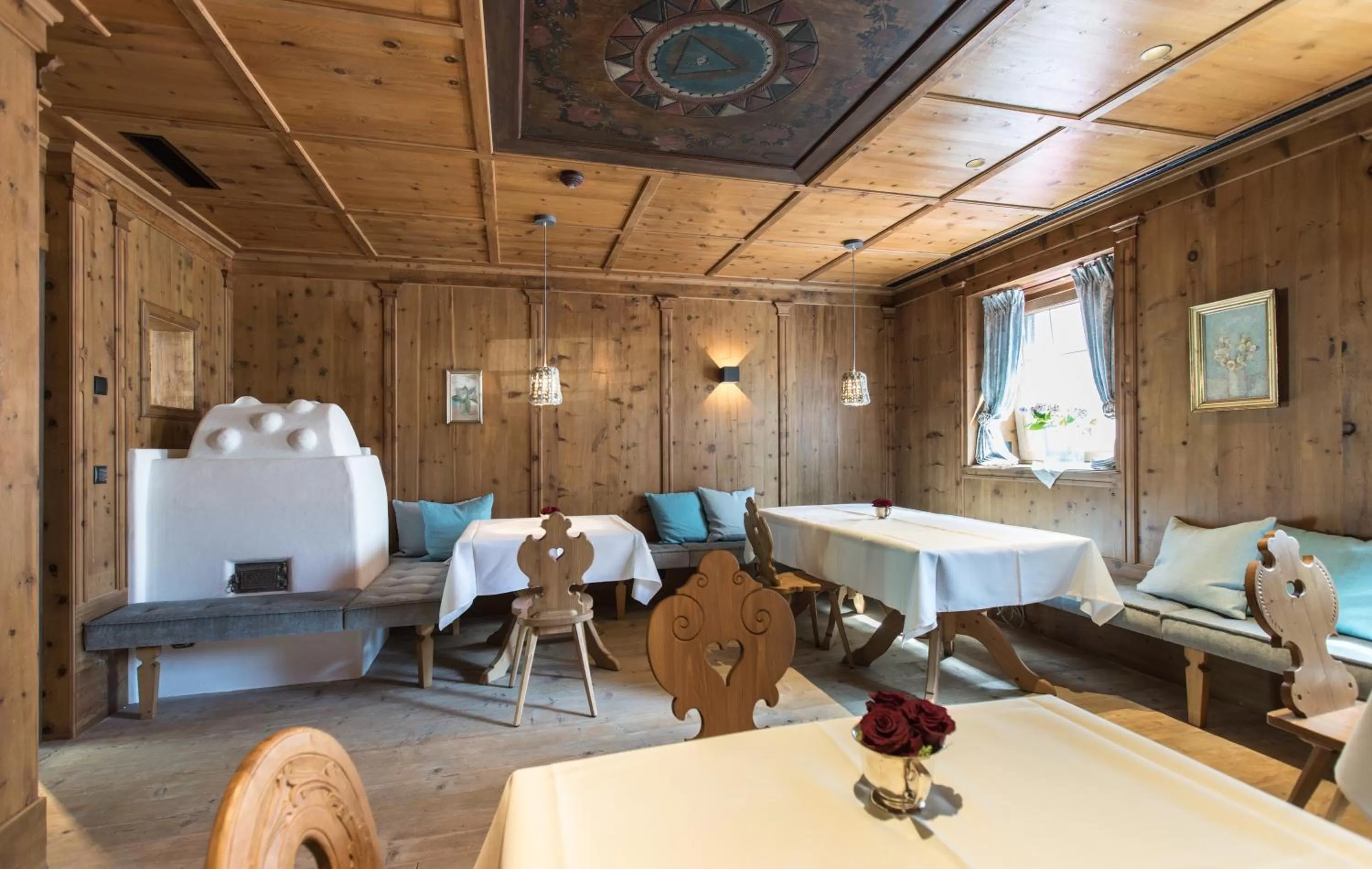 Restaurant/places to eat in ElisabethHotel Premium Private Retreat- Adults only