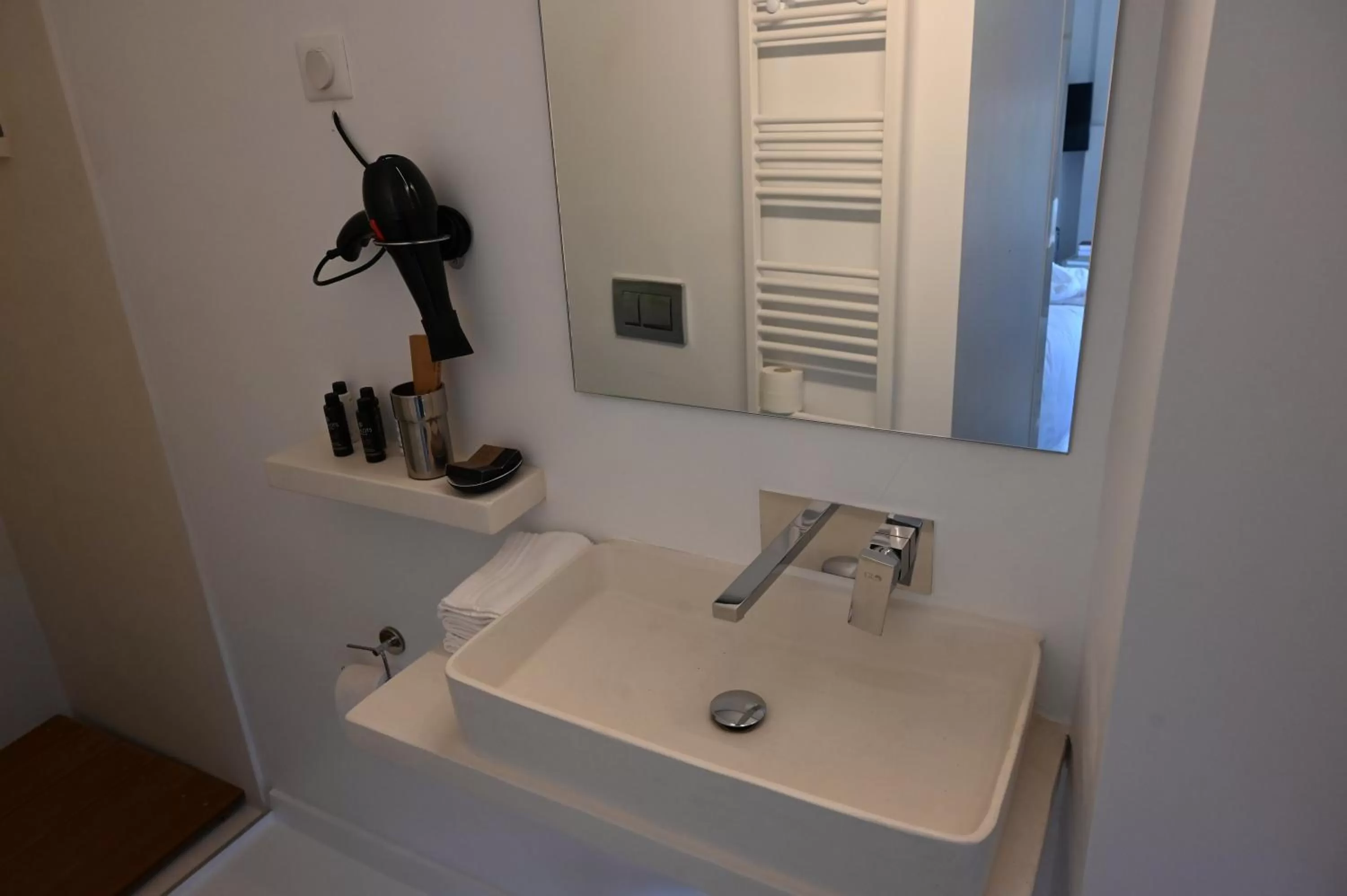 Bathroom in Clocktower Luxury Suites