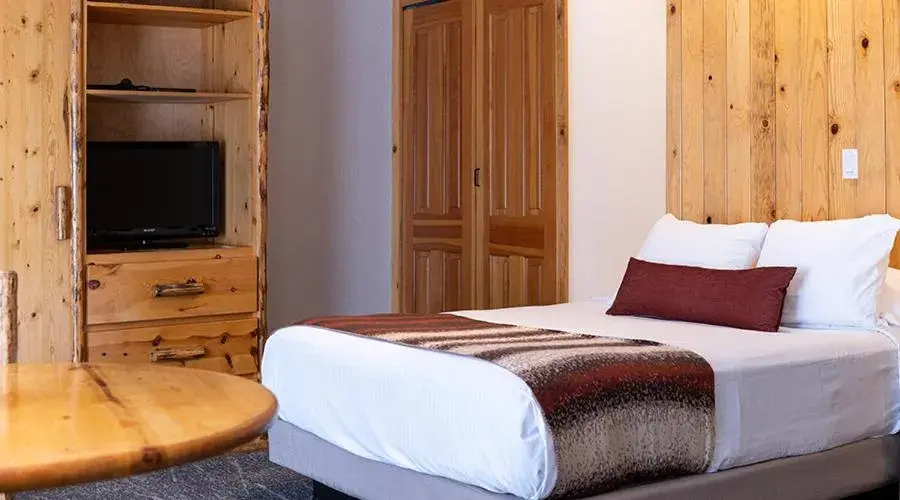 Studio in Red Wolf Lodge At Squaw Valley Studio in Red Wolf Lodge At Squaw Valley