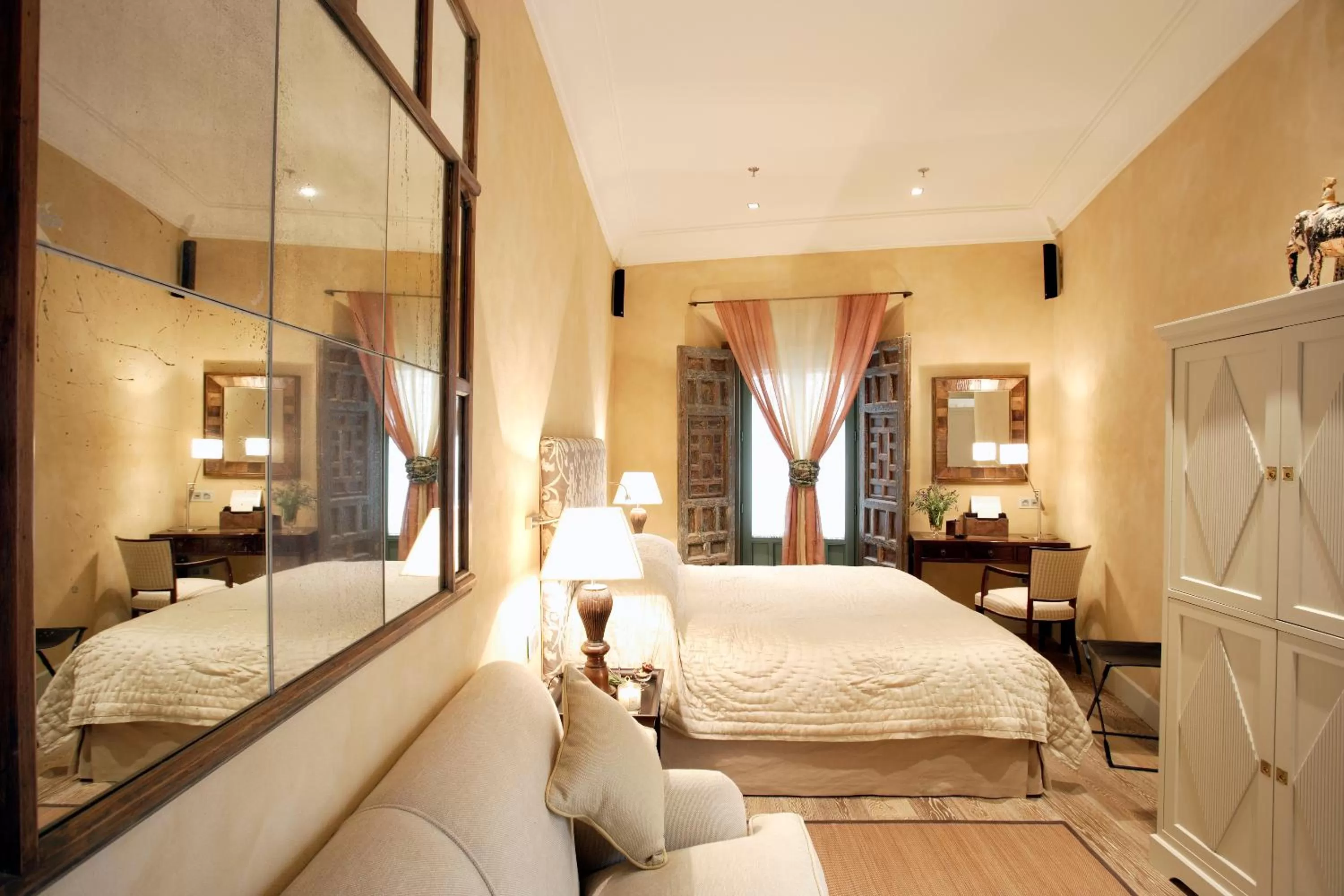 Junior Suite in Hotel Boutique Corral del Rey