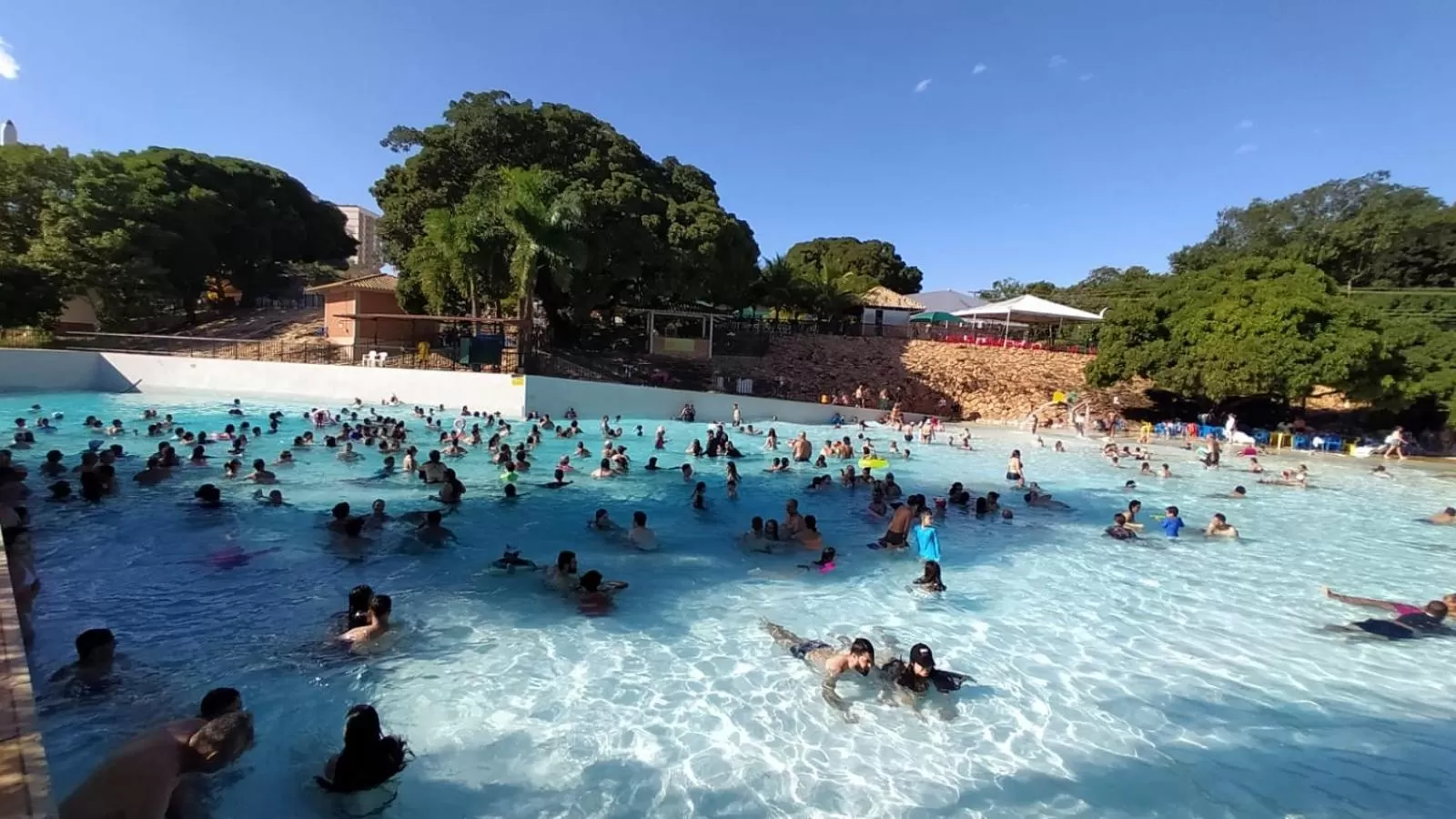 Spazzio Diroma Acqua e Splash Caldas novas, GRATIS PARK