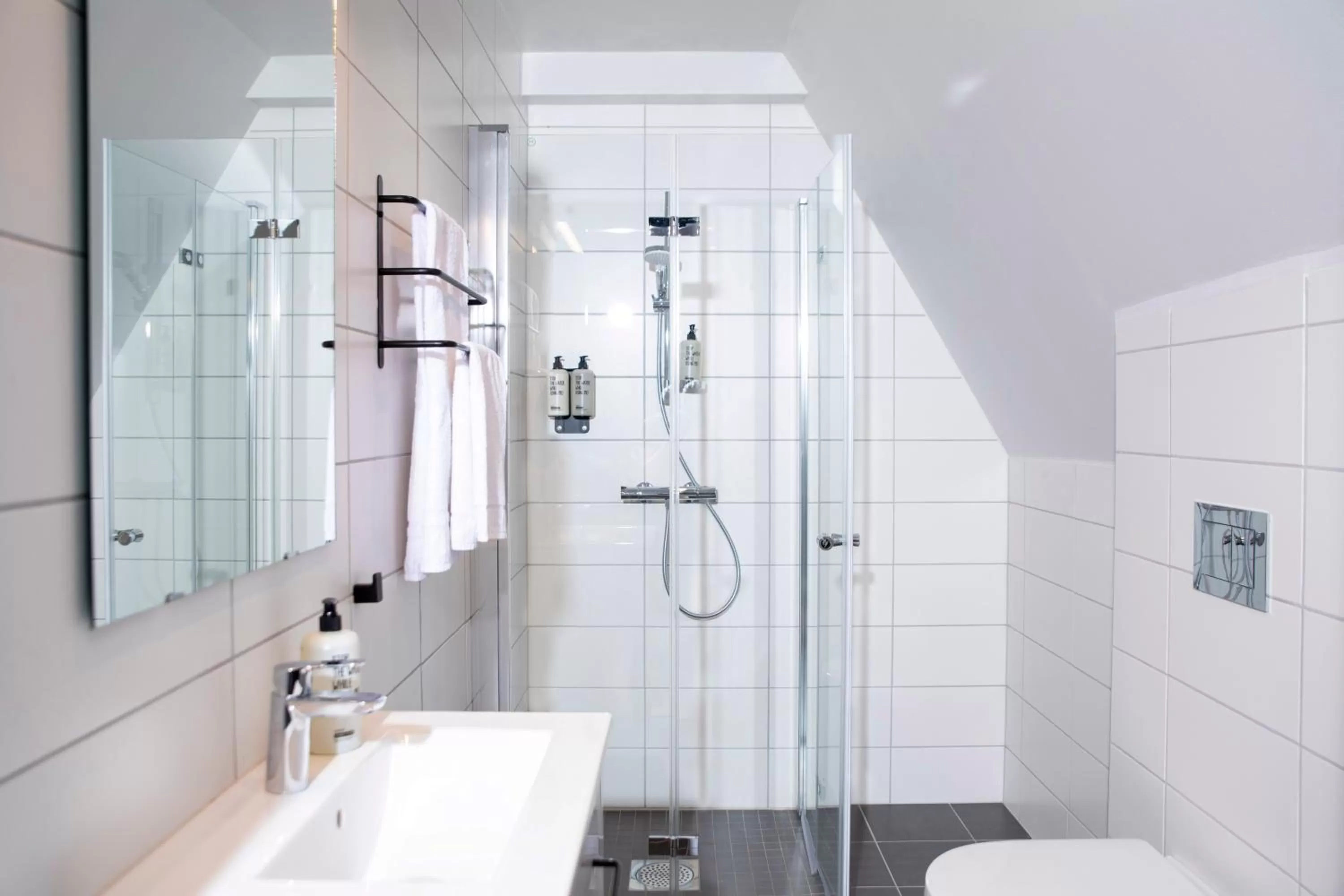 Bathroom in Bob W Oslo Sentralen