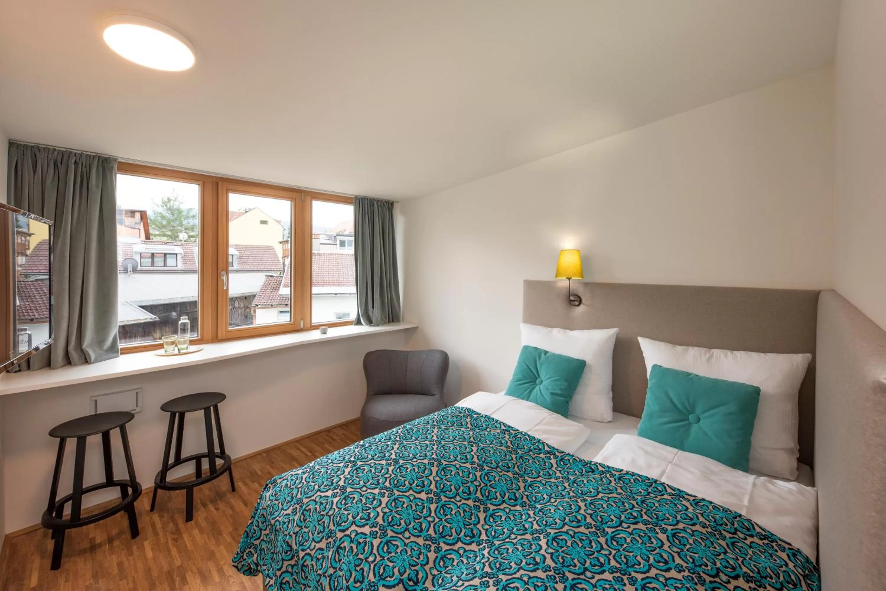 Bed in pradl elf my- apartment