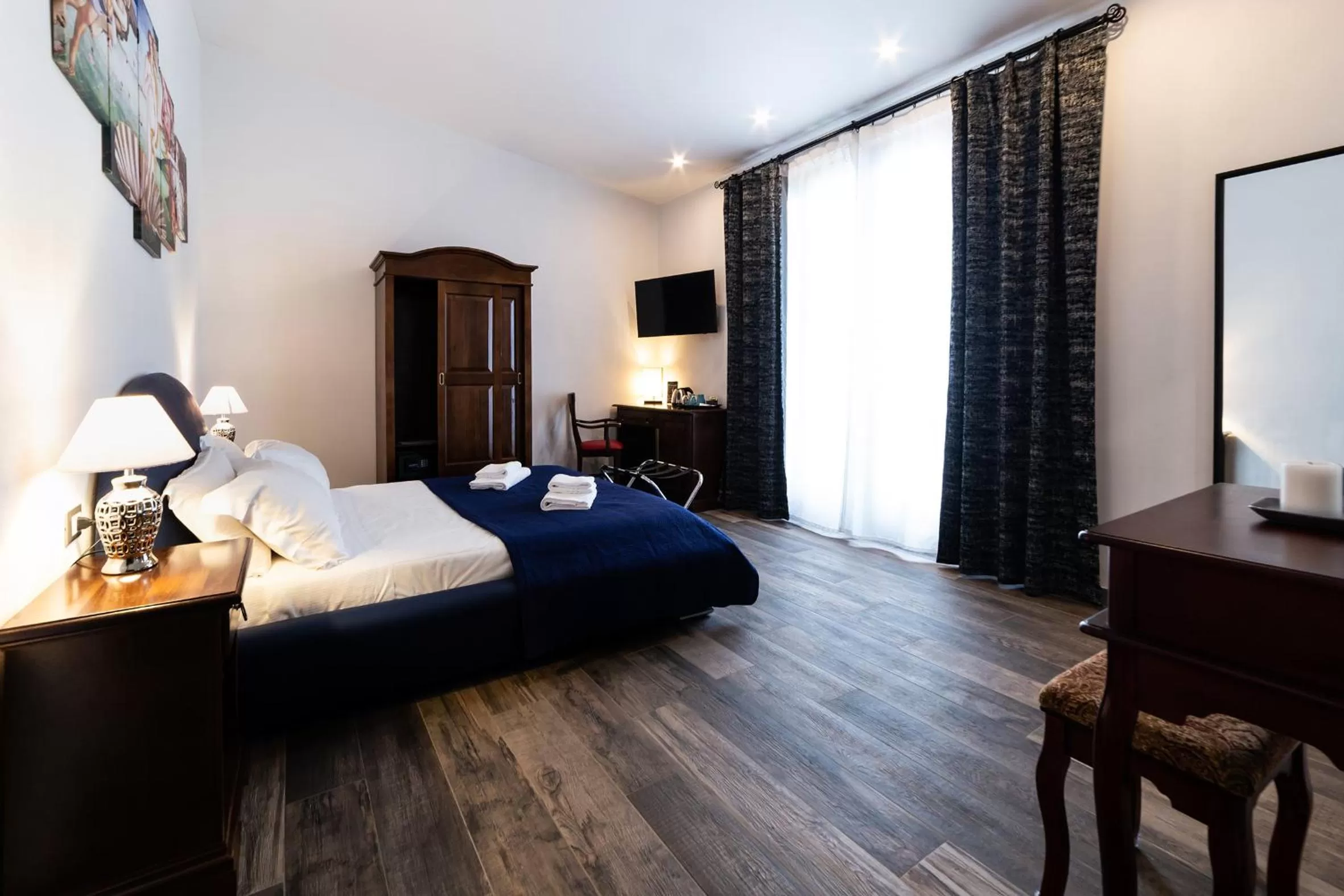 Photo of the whole room in Medici Soderini