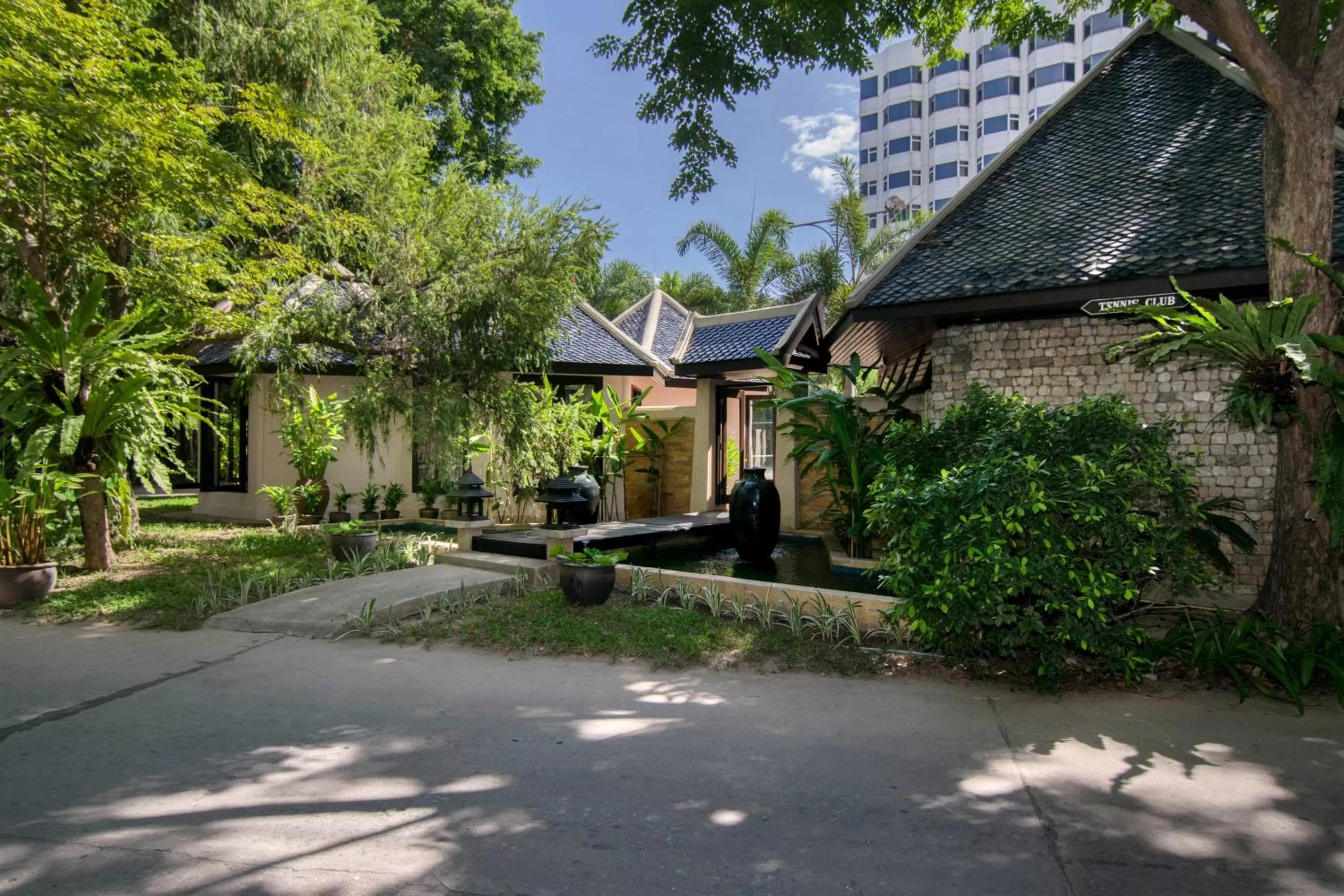 Garden in Siam Bayshore Resort Pattaya