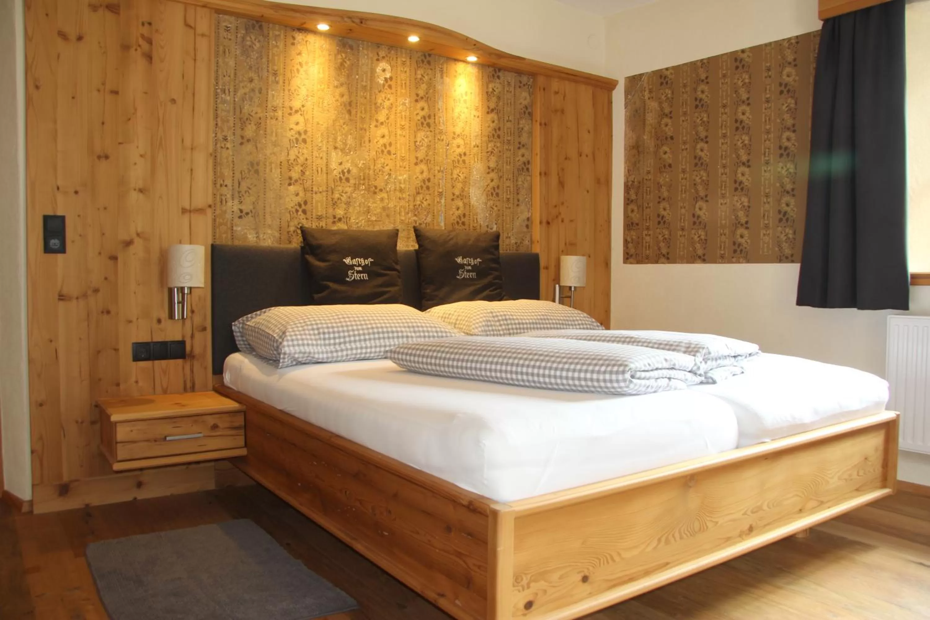Photo of the whole room, Bed in Gasthof zum Stern