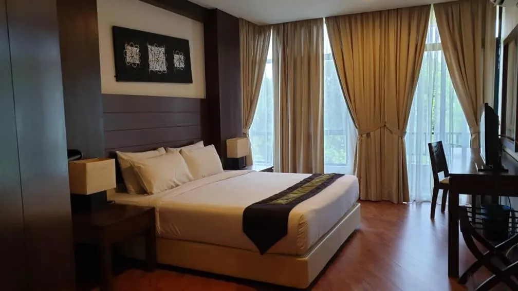 Bed in Samsuria Beach Resort & Residence