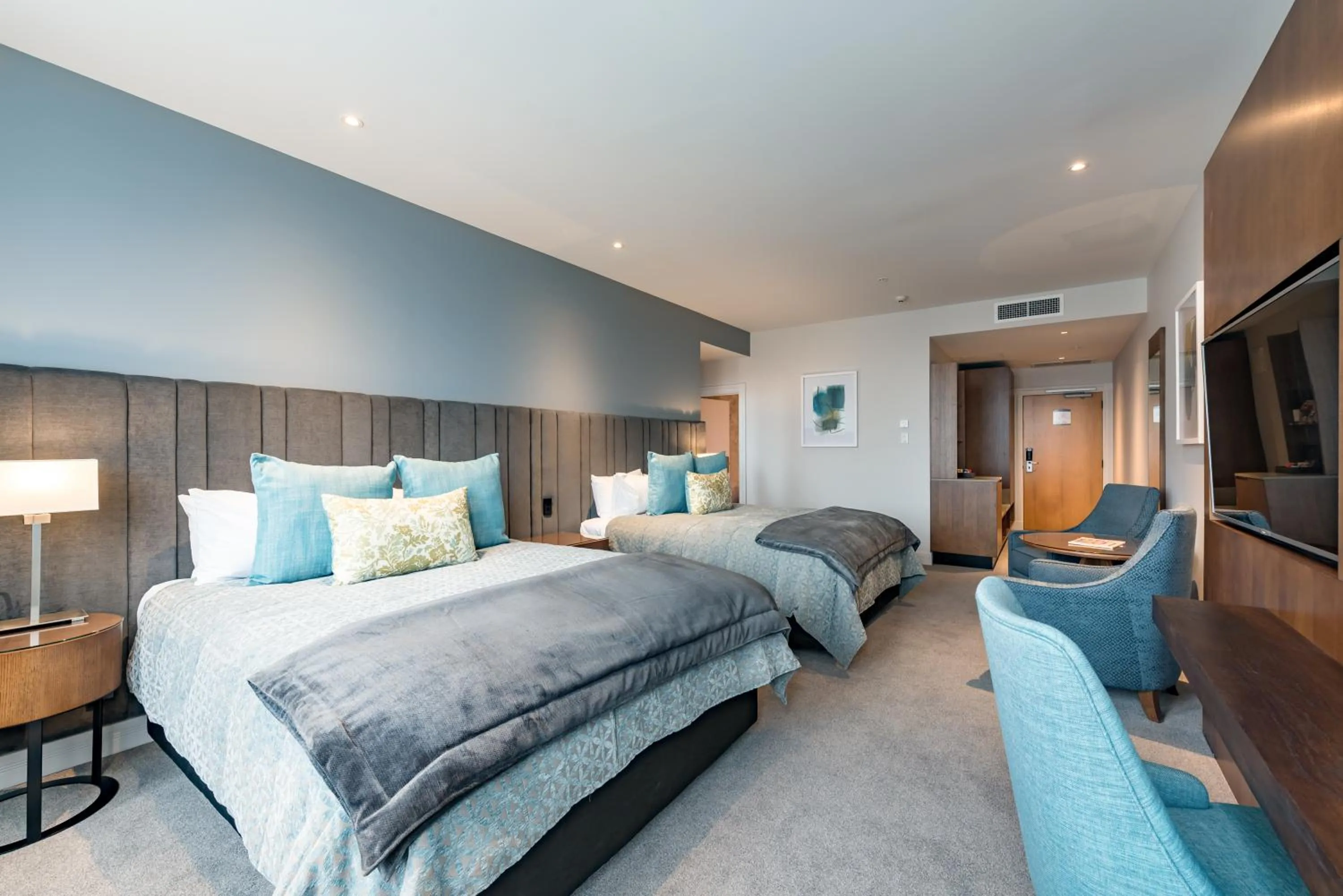 Bedroom, Bed in Distinction Christchurch Hotel