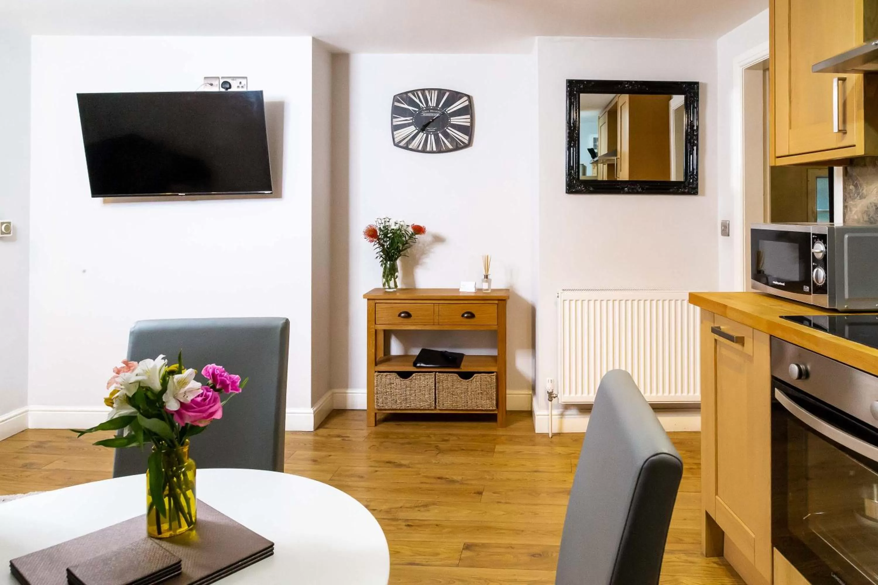 Kitchen or kitchenette in Goodramgate Apartments