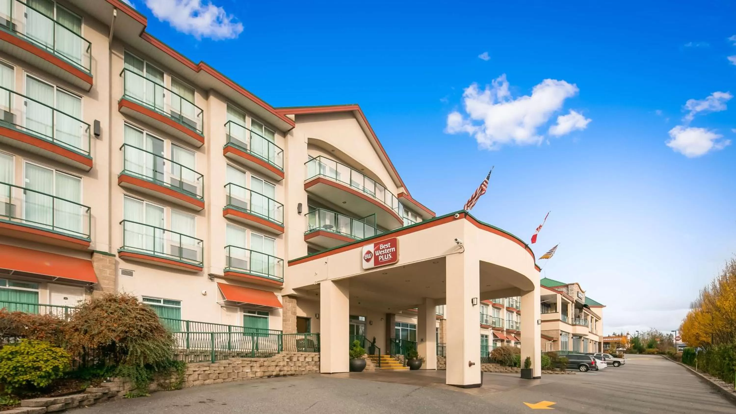 Property building in Best Western PLUS Mission City Lodge