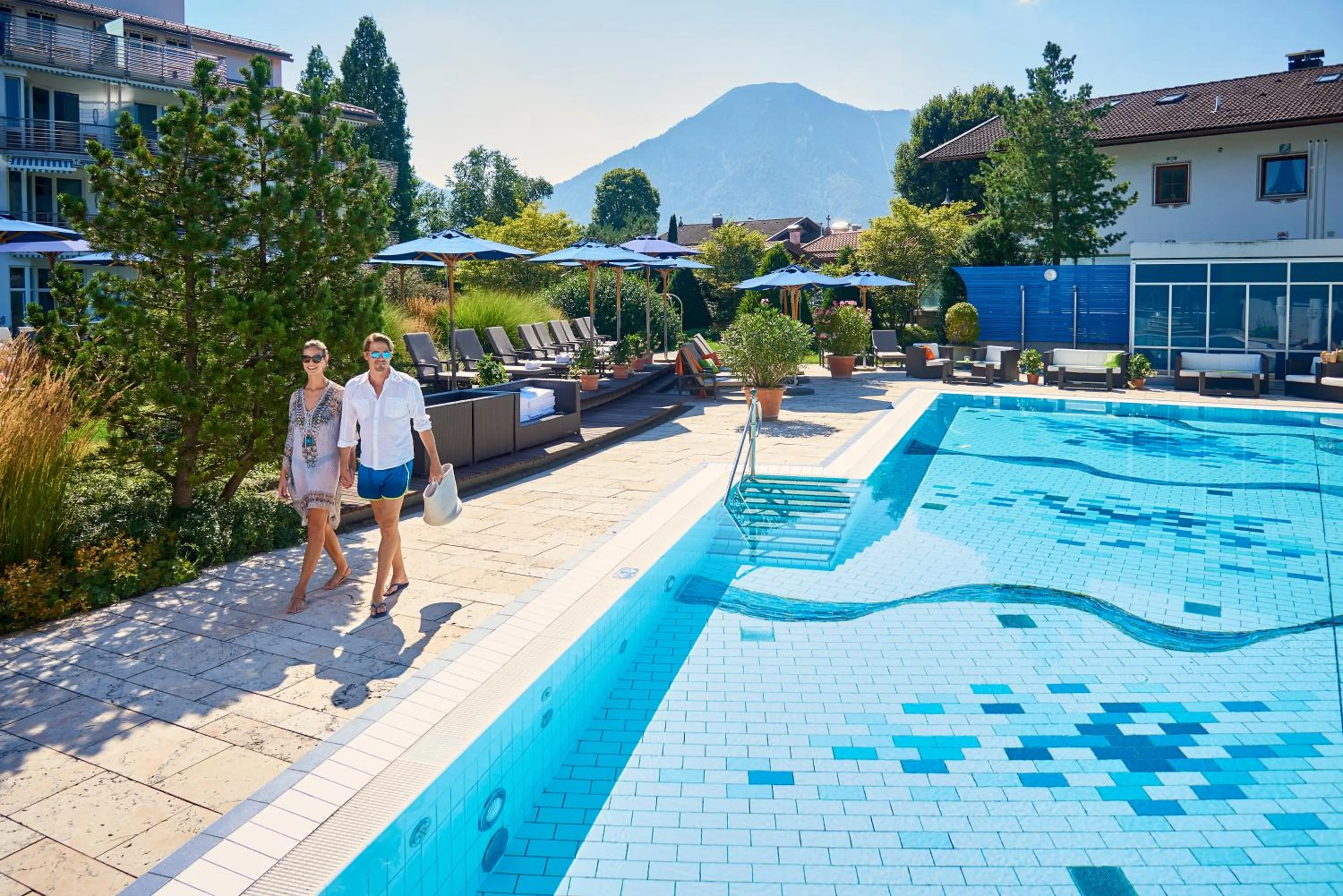 Swimming pool in Althoff Seehotel Überfahrt