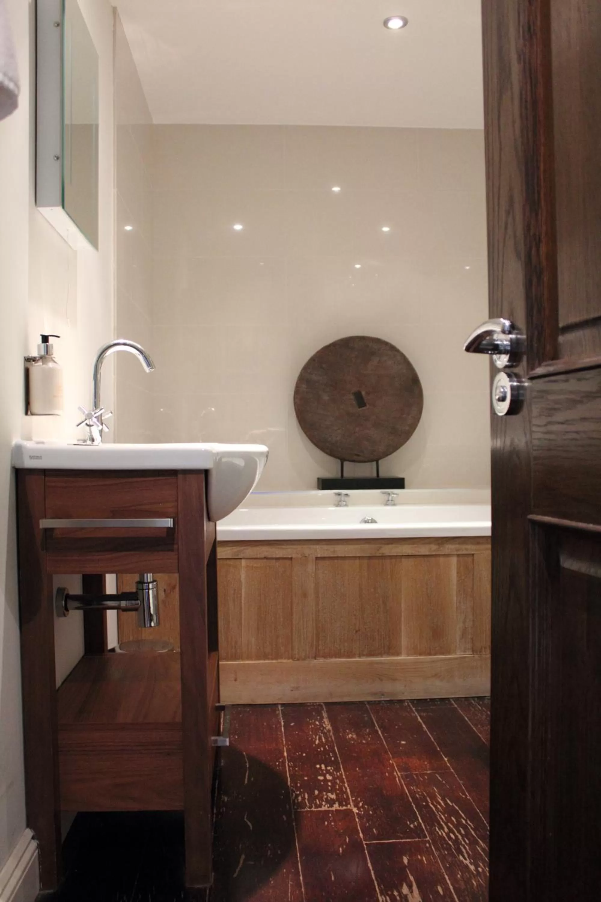 Bathroom in The Spread Eagle