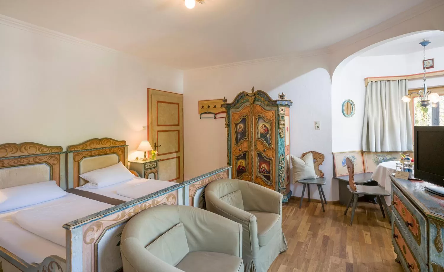 Day, Bed in Alpenhof Landhotel Restaurant